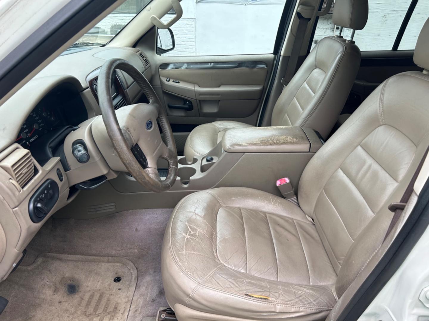 2003 Ford Explorer (1FMDU65W53Z) , located at 1758 Cassat Ave., Jacksonville, FL, 32210, (904) 384-2799, 30.286720, -81.730652 - REDUCED!!!!!!!*****CASH SPECIAL*****$2500.00 PLUS TAX, TAG, AND TITLE*****2003 FORD EXPLORER LIMITED MODEL 225,906 MILES LOOKS AND RUNS GREAT!!! LEATHER SUNROOF AUTOMATIC TRANSMISSION ALLOYS RUNNING BOARDS 4,6L V8 THIS IS ANOTHER GREAT DEAL CALL NOW @ 904-384-2799 BEFORE IT'S SOLD! - Photo#7