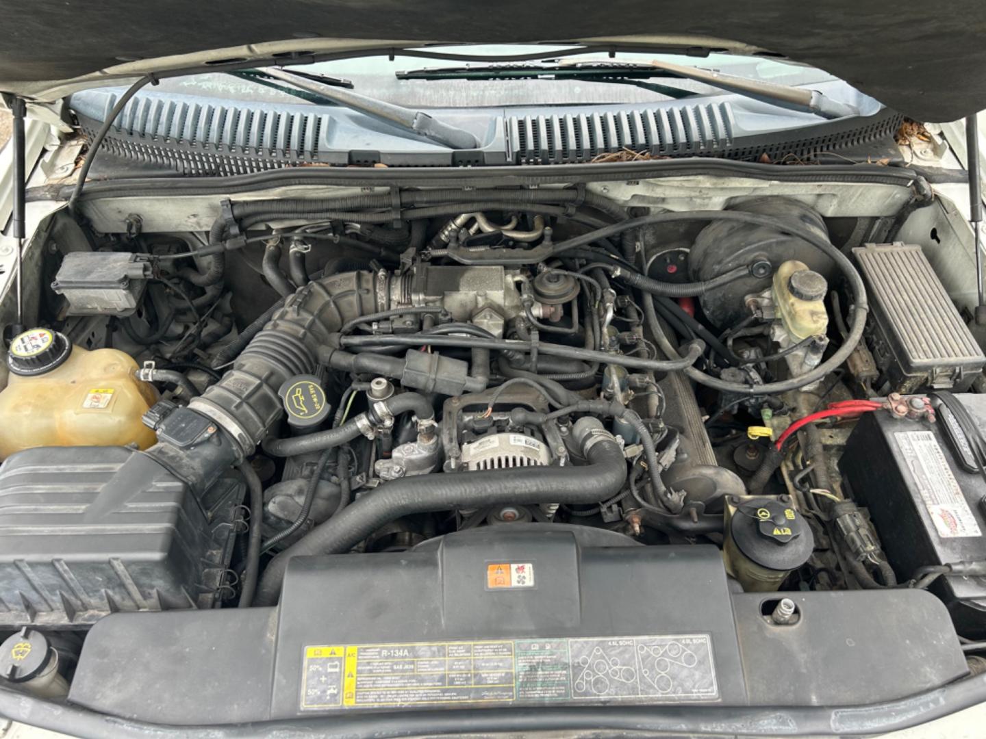 2003 Ford Explorer (1FMDU65W53Z) , located at 1758 Cassat Ave., Jacksonville, FL, 32210, (904) 384-2799, 30.286720, -81.730652 - REDUCED!!!!!!!*****CASH SPECIAL*****$2500.00 PLUS TAX, TAG, AND TITLE*****2003 FORD EXPLORER LIMITED MODEL 225,906 MILES LOOKS AND RUNS GREAT!!! LEATHER SUNROOF AUTOMATIC TRANSMISSION ALLOYS RUNNING BOARDS 4,6L V8 THIS IS ANOTHER GREAT DEAL CALL NOW @ 904-384-2799 BEFORE IT'S SOLD! - Photo#22