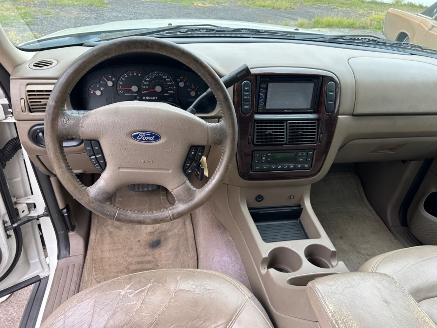 2003 Ford Explorer (1FMDU65W53Z) , located at 1758 Cassat Ave., Jacksonville, FL, 32210, (904) 384-2799, 30.286720, -81.730652 - REDUCED!!!!!!!*****CASH SPECIAL*****$2500.00 PLUS TAX, TAG, AND TITLE*****2003 FORD EXPLORER LIMITED MODEL 225,906 MILES LOOKS AND RUNS GREAT!!! LEATHER SUNROOF AUTOMATIC TRANSMISSION ALLOYS RUNNING BOARDS 4,6L V8 THIS IS ANOTHER GREAT DEAL CALL NOW @ 904-384-2799 BEFORE IT'S SOLD! - Photo#8