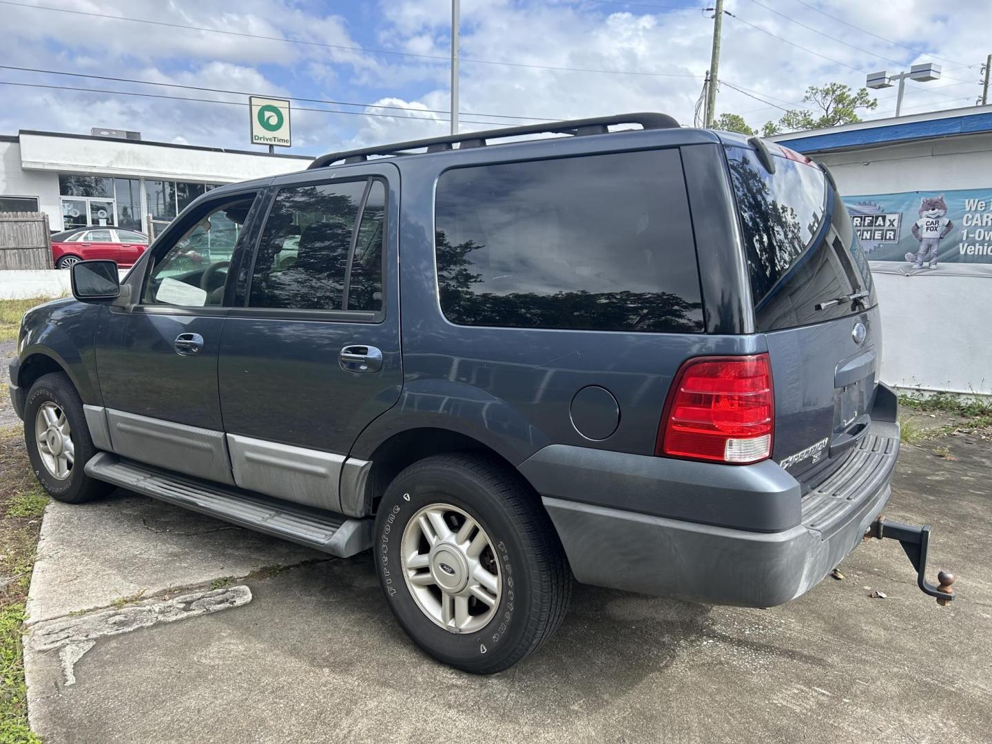 2006 Ford Expedition XLT 2WD (1FMPU155X6L) with an 5.4L V8 SOHC 16V engine, 4-Speed Automatic Overdrive transmission, located at 1758 Cassat Ave., Jacksonville, FL, 32210, (904) 384-2799, 30.286720, -81.730652 - CASH SPECIAL*****$3499.00 PLUS TAX, TAG, AND TITLE*****2006 FORD EXPEDITION XLT 7 PASSENGER LEATHER ALLOYS RUNNING BOARDS 206,704 MILES EXTRA CLEAN ICE-COLD-AIR-CONDITIONING RUNS GREAT CALL TODAY @ 904-384-2799 - Photo#4