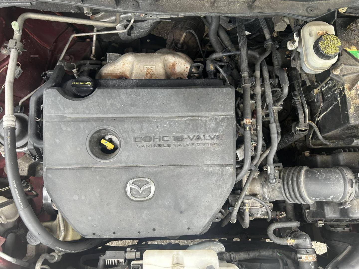 2011 Mazda CX-7 i SV (JM3ER2A59B0) with an 2.5L L4 DOHC 16V engine, 5-Speed Automatic transmission, located at 1758 Cassat Ave., Jacksonville, FL, 32210, (904) 384-2799, 30.286720, -81.730652 - *****CASH DEAL*****2011 MAZDA CX-7 $3799.00 PLUS TAX, TAG, AND TITLE 227,391 MILES RUNS GREAT ALLOYS POWER EQUIPMENT TINT REMOTE KEYLESS ENTRY CALL US TODAY @ 904-384-2799 WE DEAL!!!!! - Photo#22