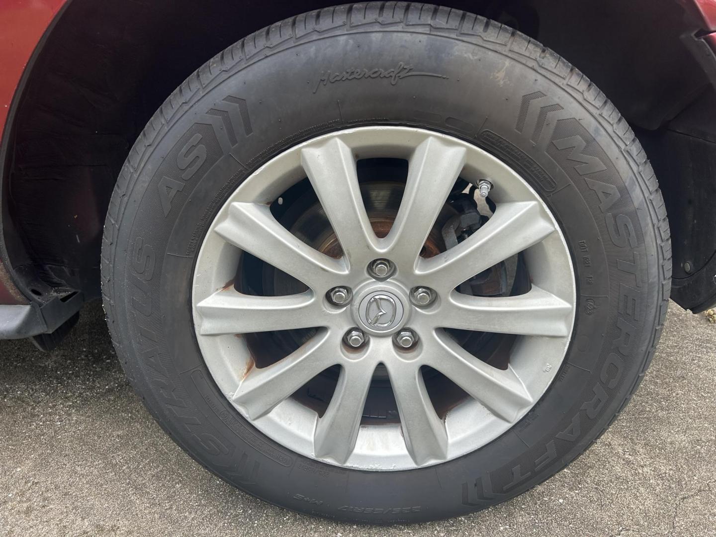 2011 Mazda CX-7 i SV (JM3ER2A59B0) with an 2.5L L4 DOHC 16V engine, 5-Speed Automatic transmission, located at 1758 Cassat Ave., Jacksonville, FL, 32210, (904) 384-2799, 30.286720, -81.730652 - *****CASH DEAL*****2011 MAZDA CX-7 $3799.00 PLUS TAX, TAG, AND TITLE 227,391 MILES RUNS GREAT ALLOYS POWER EQUIPMENT TINT REMOTE KEYLESS ENTRY CALL US TODAY @ 904-384-2799 WE DEAL!!!!! - Photo#26