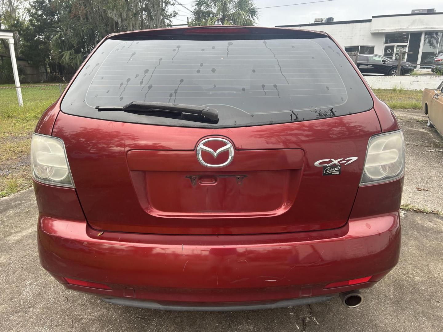 2011 Mazda CX-7 i SV (JM3ER2A59B0) with an 2.5L L4 DOHC 16V engine, 5-Speed Automatic transmission, located at 1758 Cassat Ave., Jacksonville, FL, 32210, (904) 384-2799, 30.286720, -81.730652 - *****CASH DEAL*****2011 MAZDA CX-7 $3799.00 PLUS TAX, TAG, AND TITLE 227,391 MILES RUNS GREAT ALLOYS POWER EQUIPMENT TINT REMOTE KEYLESS ENTRY CALL US TODAY @ 904-384-2799 WE DEAL!!!!! - Photo#3