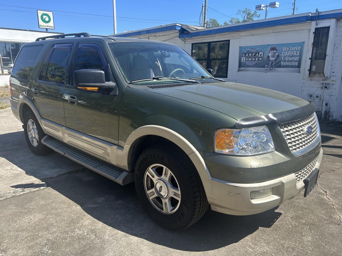 2005 Ford Expedition Eddie Bauer 2WD (1FMPU17505L) with an 5.4L V8 SOHC 16V engine, 4-Speed Automatic Overdrive transmission, located at 1758 Cassat Ave., Jacksonville, FL, 32210, (904) 384-2799, 30.286720, -81.730652 - *****MECHANIC SPECIAL*****$1999.00 PLUS TAX, TAG, AND TITLE*****2005 FORD EXPEDITION EDDIE BAUER 131,023 MILES***** NEEDS TRANSMISSION REPAIR***** VEHICLE IS IN GOOD SHAPE EXCEPT FOR THE TRANSMISSION THIS IS A GREAT DEAL FOR SOMEONE WHO WILL FIX THE TRANSMSSION TRUCK LISTS FOR OVER 5K ON KBB.COM CAL - Photo#1