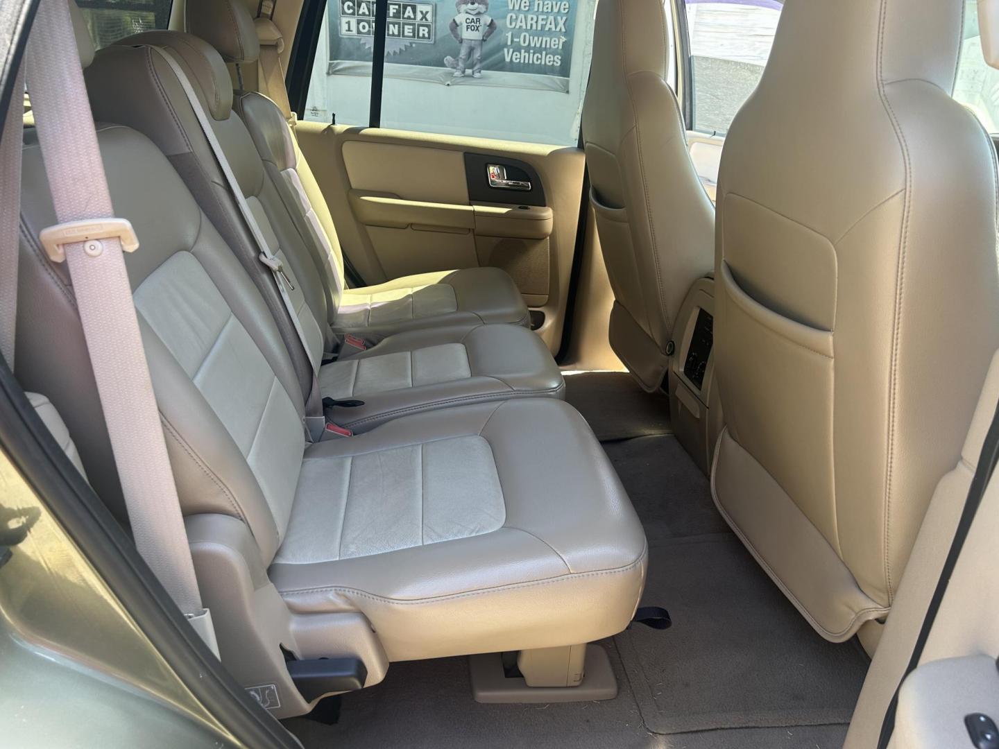 2005 Ford Expedition Eddie Bauer 2WD (1FMPU17505L) with an 5.4L V8 SOHC 16V engine, 4-Speed Automatic Overdrive transmission, located at 1758 Cassat Ave., Jacksonville, FL, 32210, (904) 384-2799, 30.286720, -81.730652 - *****MECHANIC SPECIAL*****$1999.00 PLUS TAX, TAG, AND TITLE*****2005 FORD EXPEDITION EDDIE BAUER 131,023 MILES***** NEEDS TRANSMISSION REPAIR***** VEHICLE IS IN GOOD SHAPE EXCEPT FOR THE TRANSMISSION THIS IS A GREAT DEAL FOR SOMEONE WHO WILL FIX THE TRANSMSSION TRUCK LISTS FOR OVER 5K ON KBB.COM CAL - Photo#16