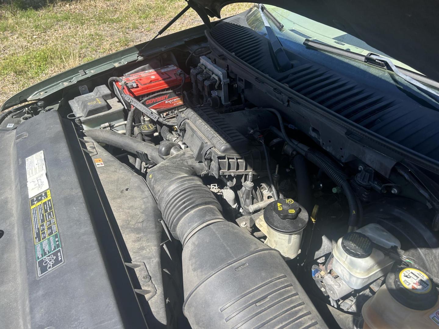 2005 Ford Expedition Eddie Bauer 2WD (1FMPU17505L) with an 5.4L V8 SOHC 16V engine, 4-Speed Automatic Overdrive transmission, located at 1758 Cassat Ave., Jacksonville, FL, 32210, (904) 384-2799, 30.286720, -81.730652 - *****MECHANIC SPECIAL*****$1999.00 PLUS TAX, TAG, AND TITLE*****2005 FORD EXPEDITION EDDIE BAUER 131,023 MILES***** NEEDS TRANSMISSION REPAIR***** VEHICLE IS IN GOOD SHAPE EXCEPT FOR THE TRANSMISSION THIS IS A GREAT DEAL FOR SOMEONE WHO WILL FIX THE TRANSMSSION TRUCK LISTS FOR OVER 5K ON KBB.COM CAL - Photo#22
