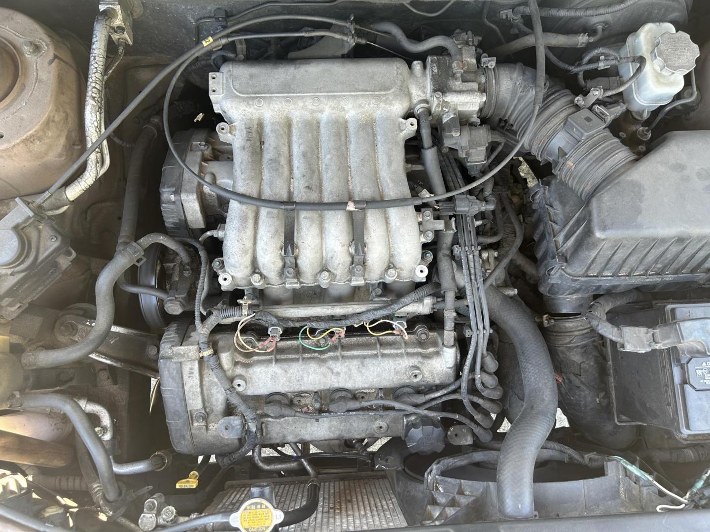 2005 Hyundai Santa Fe GLS 2.7L (KM8SC13D45U) with an 2.7L V6 DOHC 24V engine, 4-Speed Automatic Overdrive transmission, located at 1758 Cassat Ave., Jacksonville, FL, 32210, (904) 384-2799, 30.286720, -81.730652 - *****CASH SPECIAL*****2005 HYUNDAI SANTA FE*****$2999.00 PLUS TAX, TAG, AND TITLE*****4-DOOR 186,433 MILES ICE COLD AIR CONDITIONING AUTOMATIC TRANSMISSION ALLOYS SUNROOF ENGINE RUNS GREAT CALL US TODAY @ 904-384-2799 - Photo#20