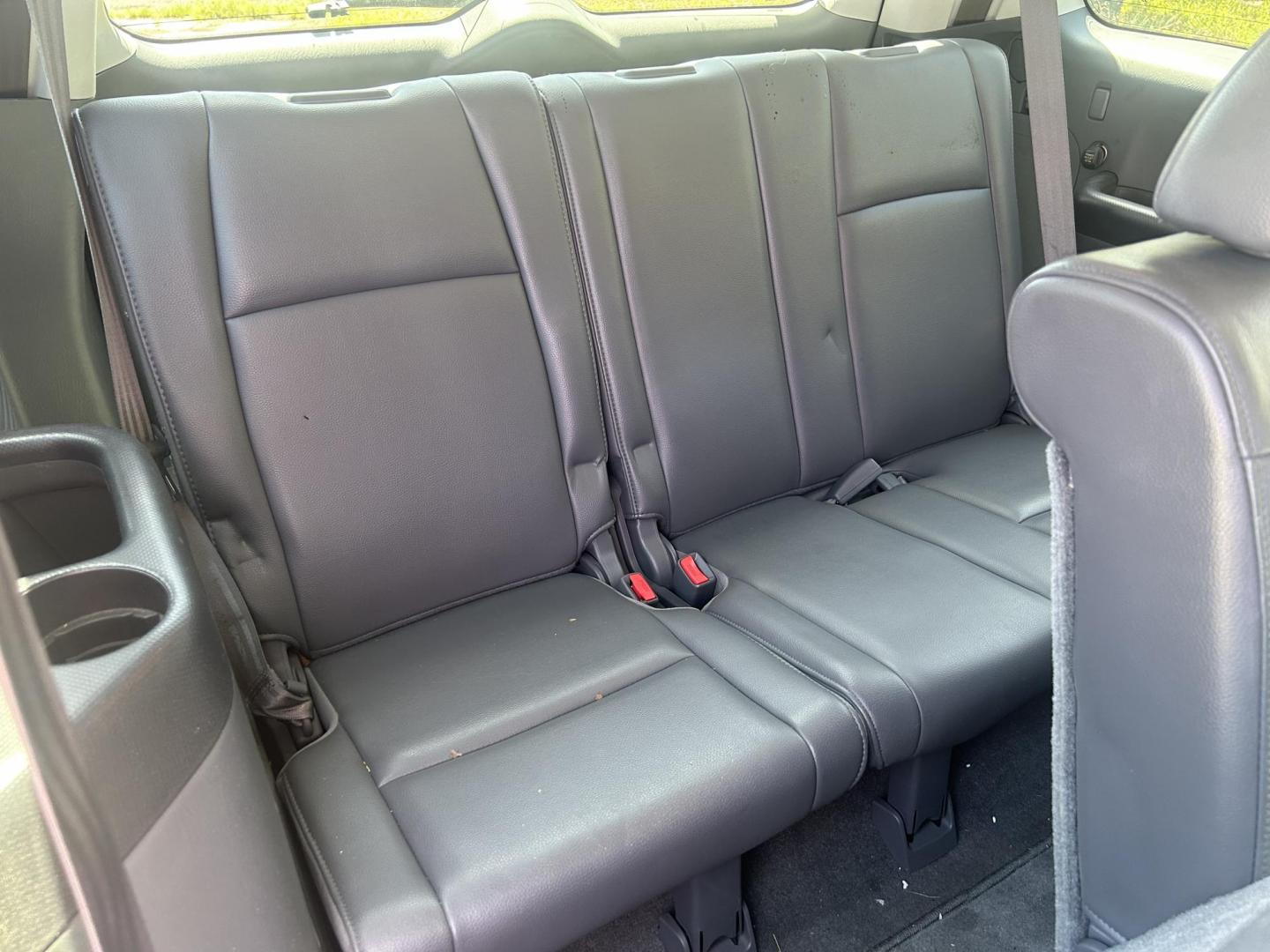 2007 Honda Pilot EX-L 4WD w/ DVD (5FNYF18607B) with an 3.5L V6 SOHC 24V engine, 5-Speed Automatic Overdrive transmission, located at 1758 Cassat Ave., Jacksonville, FL, 32210, (904) 384-2799, 30.286720, -81.730652 - *****CASH SPECIAL*****$3999.00 PLUS TAX, TAG, AND TITLE*****2007 HONDA PILOT EX-L 4X4 MODEL*****3RD ROW SEATING*****242,161 MILES 4-DOOR ICE COLD AIR CONDITIONING RUNS GREAT LEATHER SUNROOF ALLOYS DON'T WAIT ON THIS ONE IT'S BEEN WELL MAINTAINED CALL US TODAY @ 904-384-2799 - Photo#18