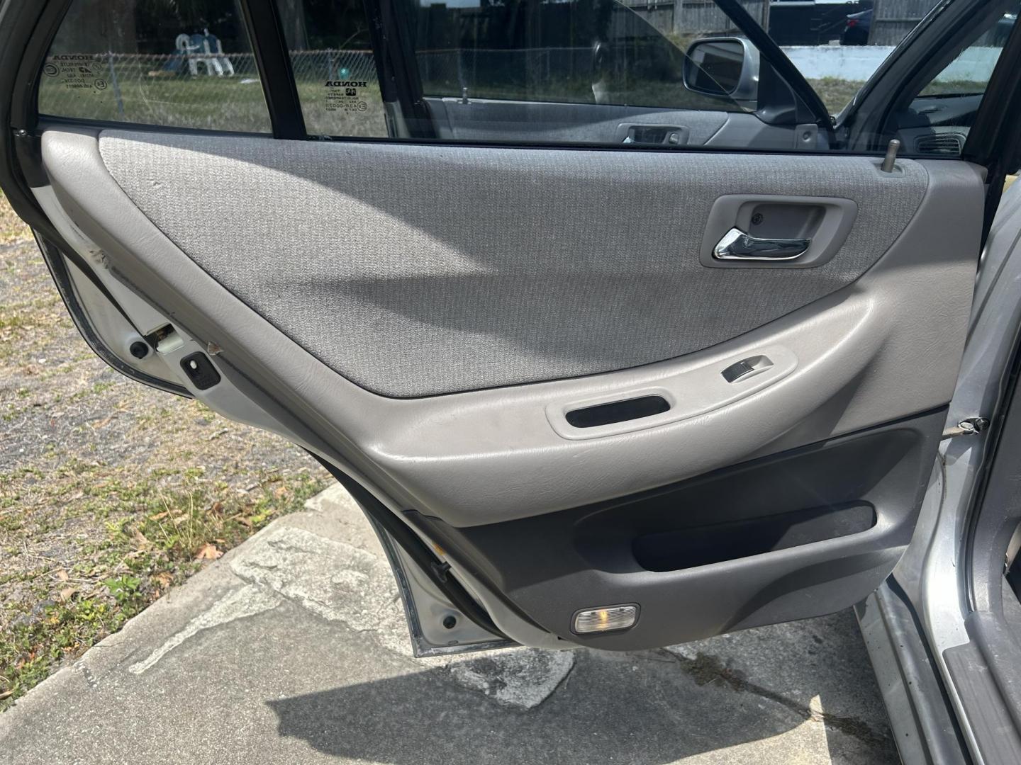 2001 Honda Accord LX sedan (1HGCG56461A) with an 2.3L L4 SOHC 16V engine, 4-Speed Automatic Overdrive transmission, located at 1758 Cassat Ave., Jacksonville, FL, 32210, (904) 384-2799, 30.286720, -81.730652 - LOW MILEAGE ALERT*****ONLY 108,113 MILES***** 2001 HONDA ACCORD LX MODEL*****CASH SPECIAL $3499.00 PLUS TAX, TAG, AND TITLE*****LOOKING FOR GOOD RELIABLE QUALITY INEXPENSIVE TRANSPORTATION? LOOK NO FURTHER THIS ONE IS IT!!! RUNS GREAT ICE COLD AIR CONDITIONING WELL MAINTAINED EXTRA CLEAN DON'T WAIT - Photo#10