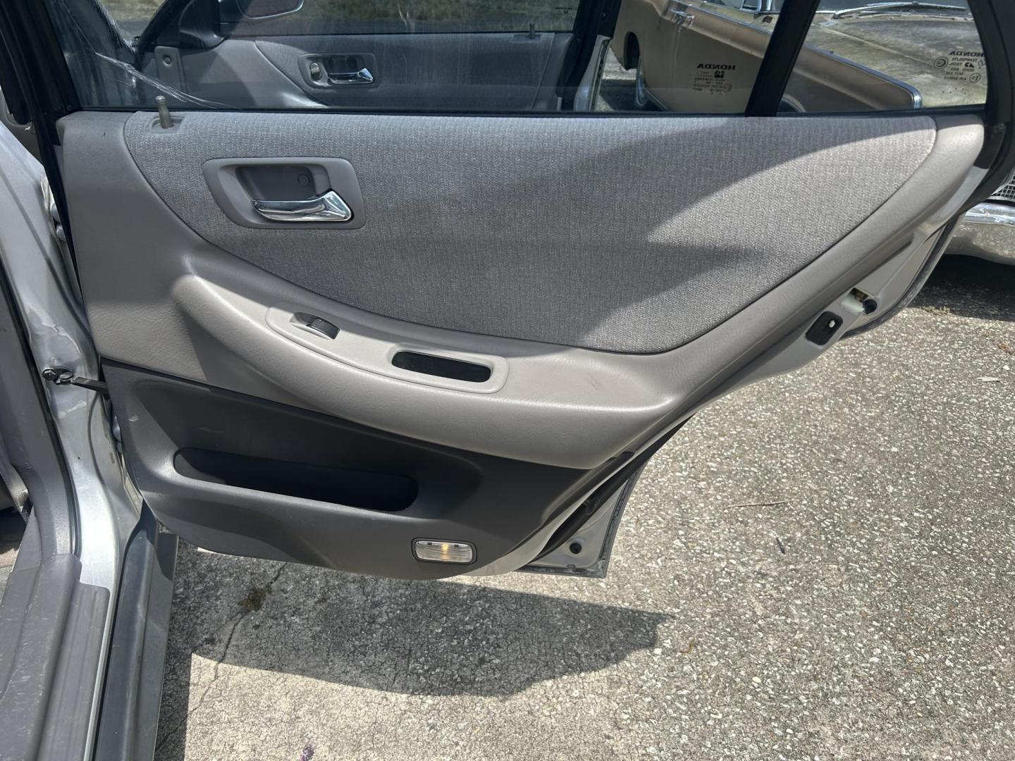 2001 Honda Accord LX sedan (1HGCG56461A) with an 2.3L L4 SOHC 16V engine, 4-Speed Automatic Overdrive transmission, located at 1758 Cassat Ave., Jacksonville, FL, 32210, (904) 384-2799, 30.286720, -81.730652 - LOW MILEAGE ALERT*****ONLY 108,113 MILES***** 2001 HONDA ACCORD LX MODEL*****CASH SPECIAL $3499.00 PLUS TAX, TAG, AND TITLE*****LOOKING FOR GOOD RELIABLE QUALITY INEXPENSIVE TRANSPORTATION? LOOK NO FURTHER THIS ONE IS IT!!! RUNS GREAT ICE COLD AIR CONDITIONING WELL MAINTAINED EXTRA CLEAN DON'T WAIT - Photo#15