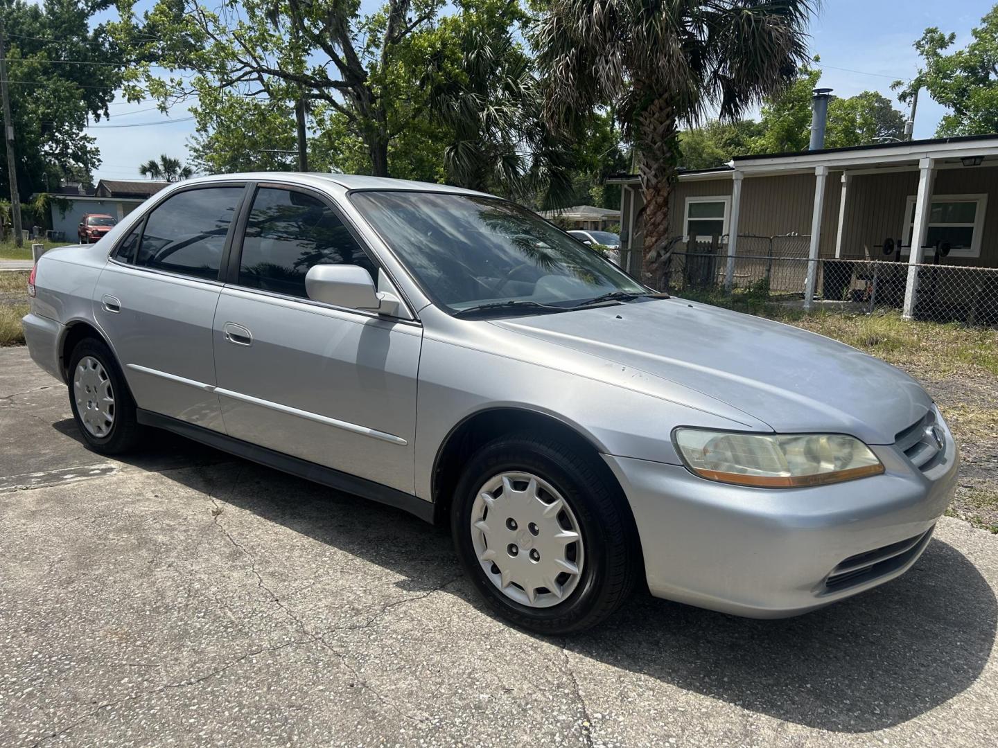 2001 Honda Accord LX sedan (1HGCG56461A) with an 2.3L L4 SOHC 16V engine, 4-Speed Automatic Overdrive transmission, located at 1758 Cassat Ave., Jacksonville, FL, 32210, (904) 384-2799, 30.286720, -81.730652 - LOW MILEAGE ALERT*****ONLY 108,113 MILES***** 2001 HONDA ACCORD LX MODEL*****CASH SPECIAL $3499.00 PLUS TAX, TAG, AND TITLE*****LOOKING FOR GOOD RELIABLE QUALITY INEXPENSIVE TRANSPORTATION? LOOK NO FURTHER THIS ONE IS IT!!! RUNS GREAT ICE COLD AIR CONDITIONING WELL MAINTAINED EXTRA CLEAN DON'T WAIT - Photo#2