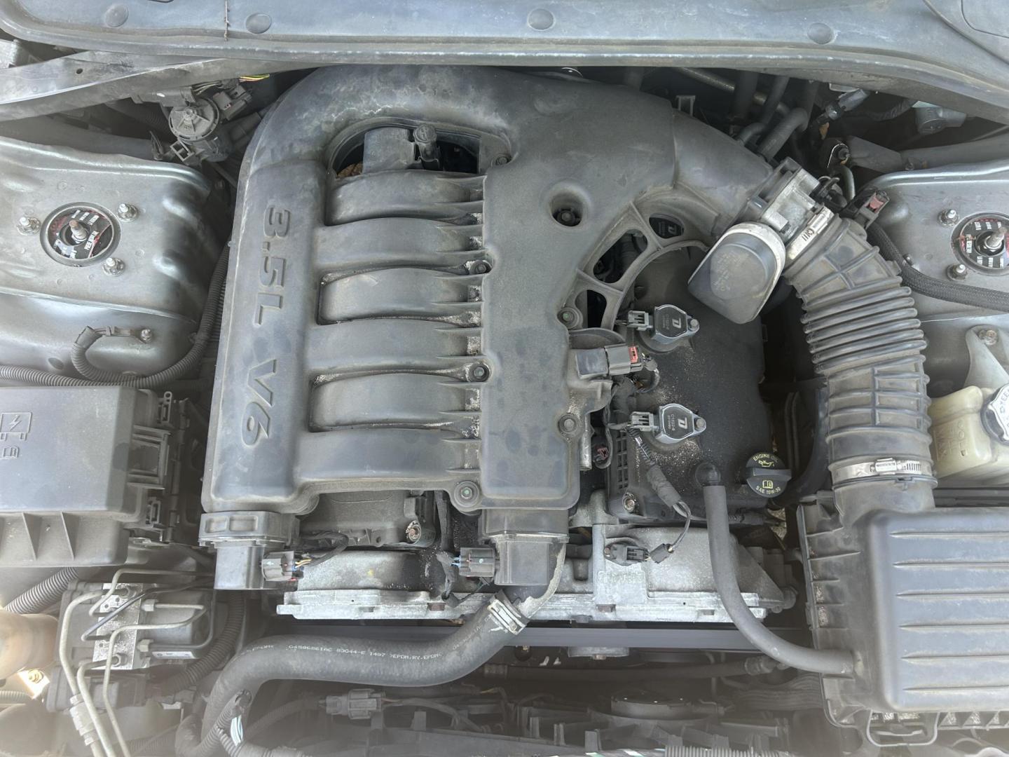 2007 Chrysler 300 Touring (2C3KA53G67H) with an 3.5L V6 DOHC 24V engine, 4-Speed Automatic Overdrive transmission, located at 1758 Cassat Ave., Jacksonville, FL, 32210, (904) 384-2799, 30.286720, -81.730652 - LOW MILEAGE 153,743 MILES ON THIS 2007 CHRYSLER 300!!!! $3899.00 PLUS TAX, TAG, AND TITLE!!!! LEATHER ALLOYS TINT ICE COLD AIR CONDITIONING LOOKS AND RUNS GREAT VERY WELL-MAINTAINED GOOD TIRES CALL US @ 904-384-2799 BEFORE THIS ONE'S GONE!! - Photo#20