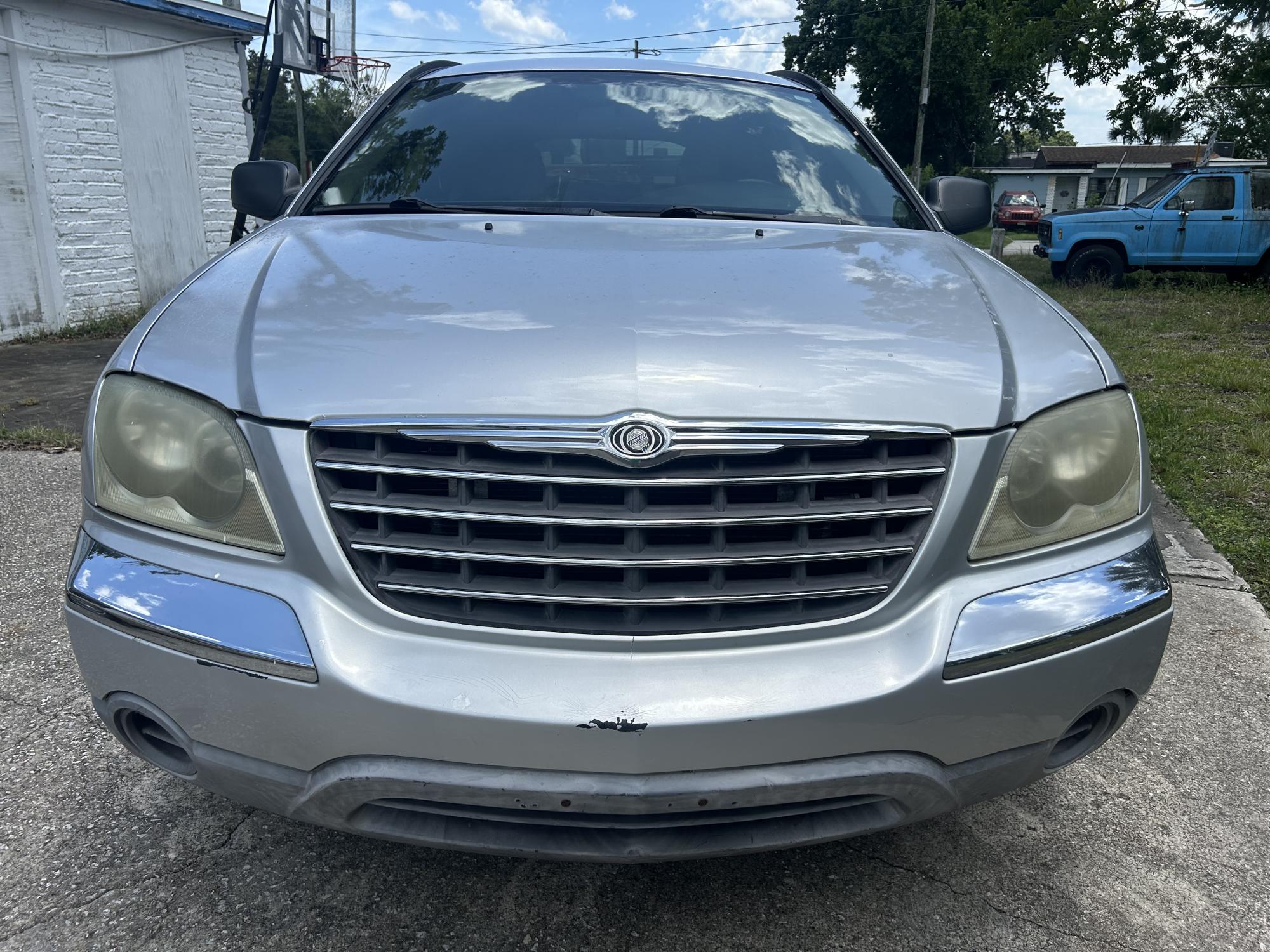 photo of 2006 Chrysler Pacifica Touring