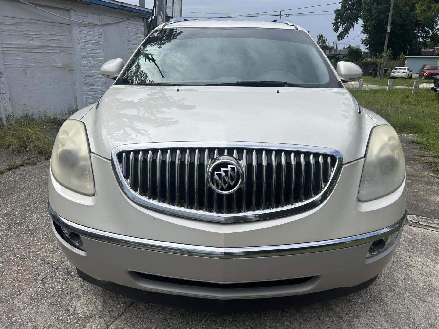 2011 Buick Enclave CXL-1 FWD (5GAKRBED1BJ) with an 3.6L V6 DOHC 24V engine, 6-Speed Automatic Overdrive transmission, located at 1758 Cassat Ave., Jacksonville, FL, 32210, (904) 384-2799, 30.286720, -81.730652 - ***** CASH BLOWOUT SPECIAL ***** $2499.00 PLUS TAX, TAG, AND TITLE ***** 2011 BUICK ENCLAVE CXL MODEL ONLY 166,548 MILES LEATHER ALLOYS TINT RUNS AND DRIVES GREAT CALL US @ 904-384-2799 BEFORE THIS SWEET DEAL IS GONE!!!!! - Photo#0
