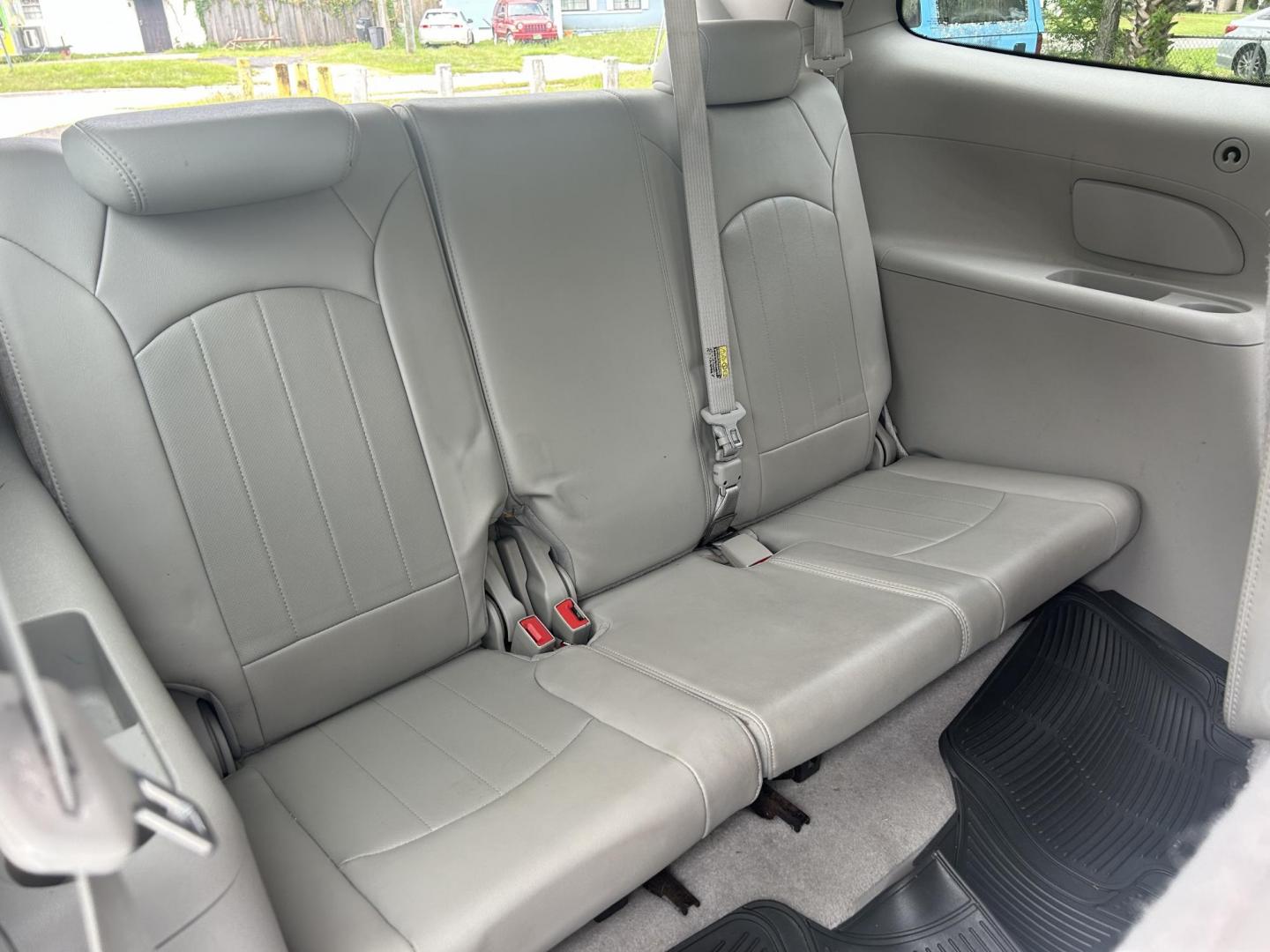 2011 Buick Enclave CXL-1 FWD (5GAKRBED1BJ) with an 3.6L V6 DOHC 24V engine, 6-Speed Automatic Overdrive transmission, located at 1758 Cassat Ave., Jacksonville, FL, 32210, (904) 384-2799, 30.286720, -81.730652 - ***** CASH BLOWOUT SPECIAL ***** $2499.00 PLUS TAX, TAG, AND TITLE ***** 2011 BUICK ENCLAVE CXL MODEL ONLY 166,548 MILES LEATHER ALLOYS TINT RUNS AND DRIVES GREAT CALL US @ 904-384-2799 BEFORE THIS SWEET DEAL IS GONE!!!!! - Photo#18