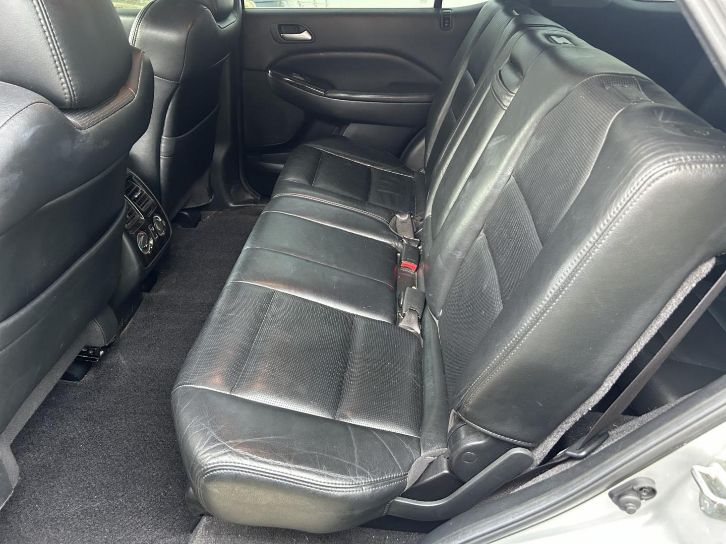 2006 Acura MDX Touring with Navigation System (2HNYD18856H) with an 3.5L V6 SOHC 24V engine, 5-Speed Automatic Overdrive transmission, located at 1758 Cassat Ave., Jacksonville, FL, 32210, (904) 384-2799, 30.286720, -81.730652 - ***** CASH SPECIAL ***** $3299.00 PLUS TAX, TAG, AND TITLE ***** 2006 ACURA MDX TOURING EDITION WITH NAVIGATION SYSTEM 4-DOOR 262,059 MILES ALLOYS TINT LEATHER SUNROOF AND MUCH MORE RUNS GREAT WELL-MAINTAINED ICE-COLD-AIR-CONDITIONING CALL US @ 904-384-2799 BEFORE IT'S SOLD - Photo#11
