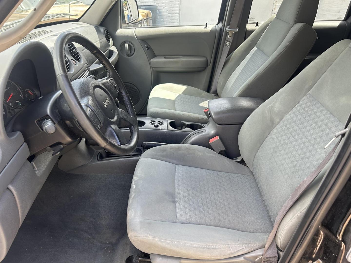 2006 Jeep Liberty Sport 4WD (1J4GL48K36W) with an 3.7L V6 SOHC 12V engine, located at 1758 Cassat Ave., Jacksonville, FL, 32210, (904) 384-2799, 30.286720, -81.730652 - ***** CASH SPECIAL ***** $2999.00 PLUS TAX, TAG, AND TITLE ***** 2006 JEEP LIBERTY SPORT 4X4 ***** ALLOYS AUTOMATIC TRANSMISSION TOW PACKAGE TINT REMOTE KEYLESS ENRTY ICE-COLD-AIR-CONDITIONING RUNS GREAT CALL TODAY @ 904-384-2799 BEFORE IT'S SOLD - Photo#7