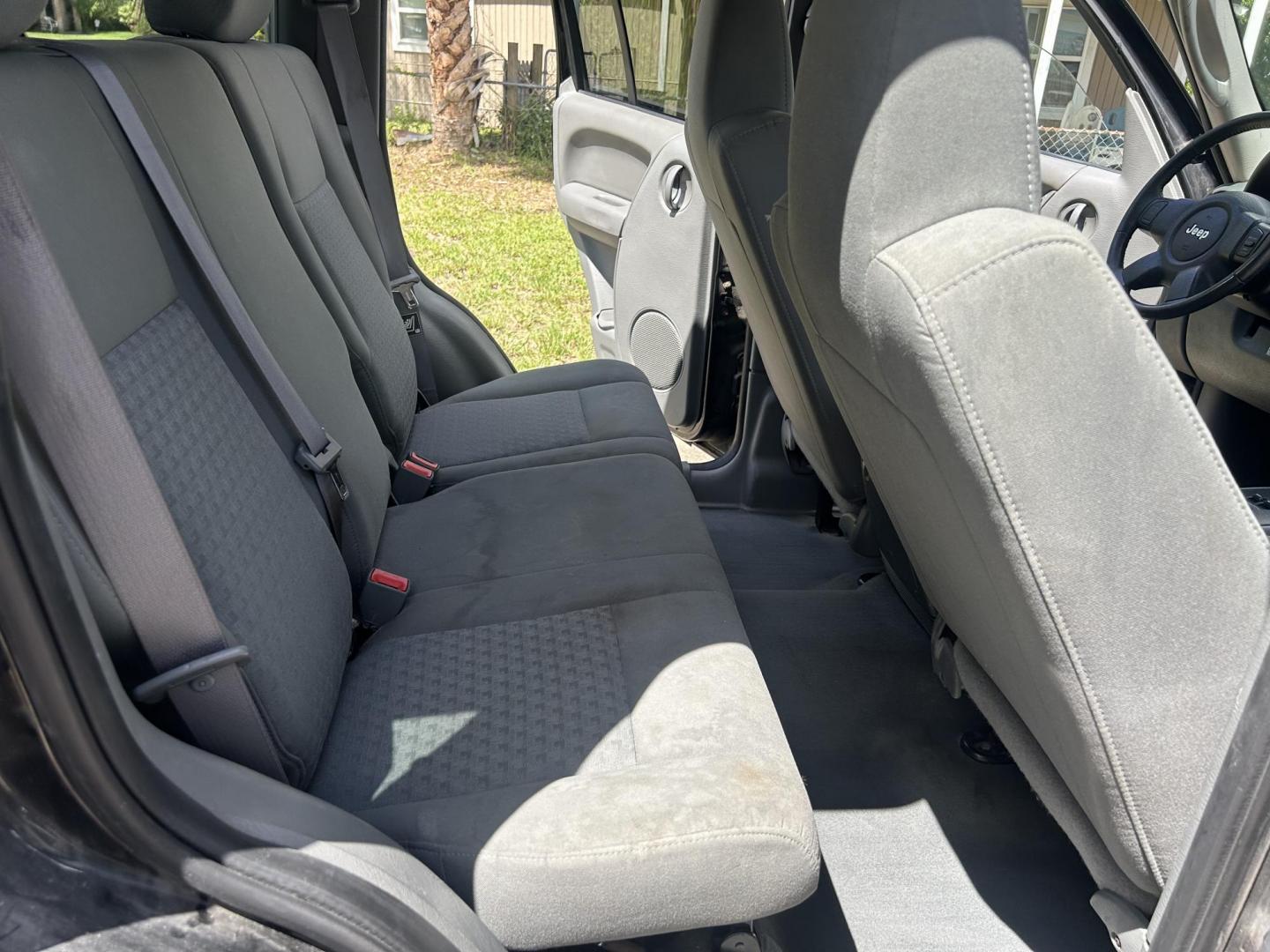 2006 Jeep Liberty Sport 4WD (1J4GL48K36W) with an 3.7L V6 SOHC 12V engine, located at 1758 Cassat Ave., Jacksonville, FL, 32210, (904) 384-2799, 30.286720, -81.730652 - ***** CASH SPECIAL ***** $2999.00 PLUS TAX, TAG, AND TITLE ***** 2006 JEEP LIBERTY SPORT 4X4 ***** ALLOYS AUTOMATIC TRANSMISSION TOW PACKAGE TINT REMOTE KEYLESS ENRTY ICE-COLD-AIR-CONDITIONING RUNS GREAT CALL TODAY @ 904-384-2799 BEFORE IT'S SOLD - Photo#16
