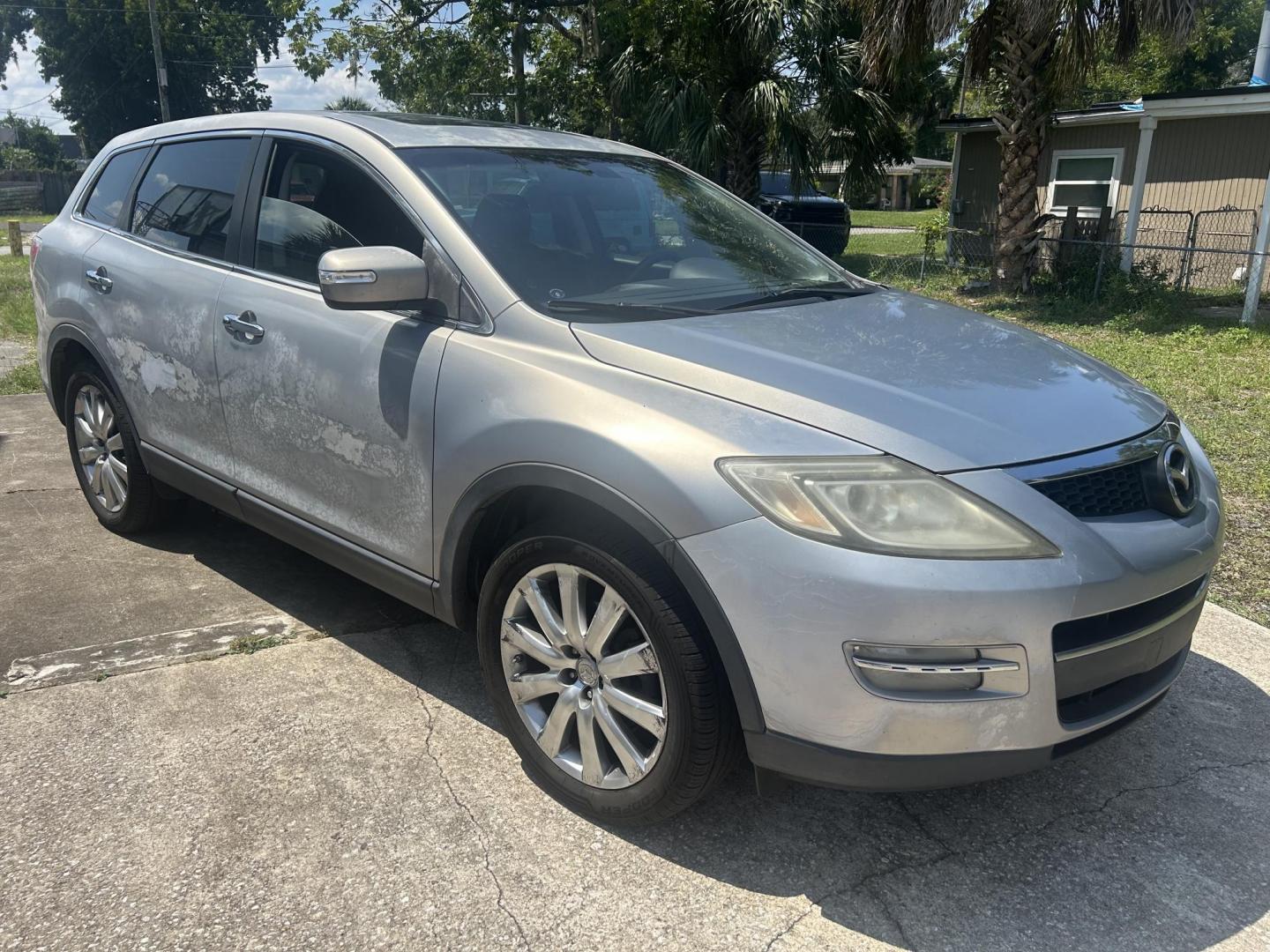 2008 Mazda CX-9 Grand Touring FWD (JM3TB28A380) with an 3.7L V6 DOHC 24V engine, 6-Speed Automatic Overdrive transmission, located at 1758 Cassat Ave., Jacksonville, FL, 32210, (904) 384-2799, 30.286720, -81.730652 - ***** CASH SPECIAL ***** $2999.00 PLUS TAX, TAG, AND TITLE ***** 2008 MAZDA CX-9 ***** 3RD ROW SEATING ***** RUNS AND SHIFTS GREAT ICE-COLD AIR-CONDITIONING NAVIAGTION SYSTEM LEATHER ALLOYS SUNROOF FULLY EQUIPPED PRICE IS LOW ONLY BECAUSE OF CONDITION OF PAINT THIS ONE WILL NOT LAST CALL US @ 904-38 - Photo#2