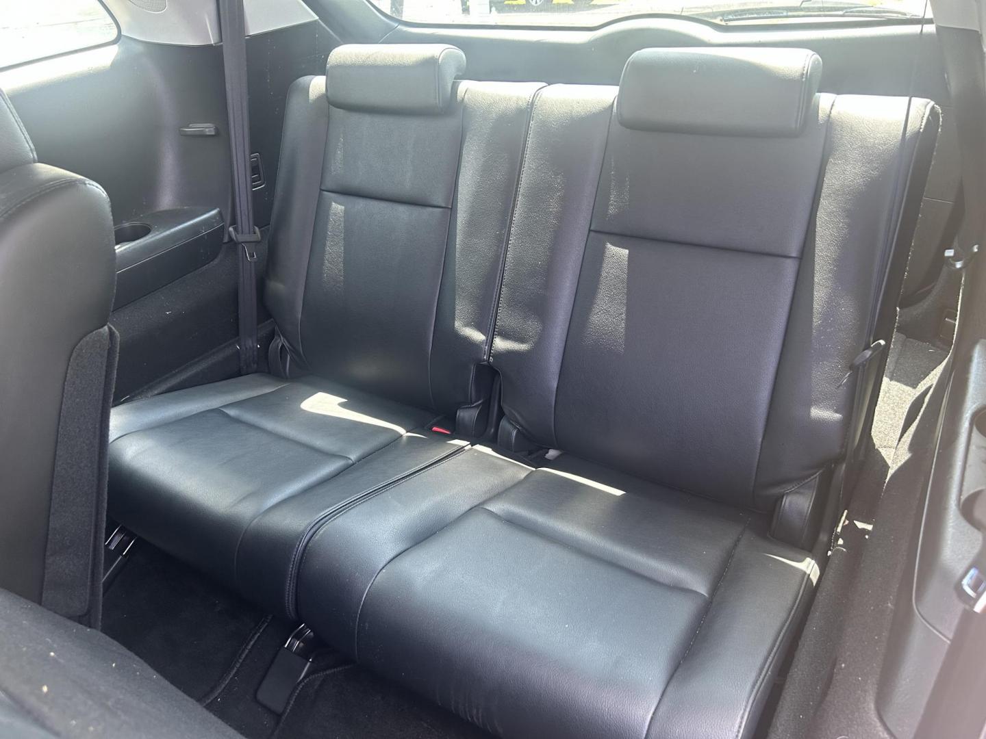 2008 Mazda CX-9 Grand Touring FWD (JM3TB28A380) with an 3.7L V6 DOHC 24V engine, 6-Speed Automatic Overdrive transmission, located at 1758 Cassat Ave., Jacksonville, FL, 32210, (904) 384-2799, 30.286720, -81.730652 - ***** CASH SPECIAL ***** $2999.00 PLUS TAX, TAG, AND TITLE ***** 2008 MAZDA CX-9 ***** 3RD ROW SEATING ***** RUNS AND SHIFTS GREAT ICE-COLD AIR-CONDITIONING NAVIAGTION SYSTEM LEATHER ALLOYS SUNROOF FULLY EQUIPPED PRICE IS LOW ONLY BECAUSE OF CONDITION OF PAINT THIS ONE WILL NOT LAST CALL US @ 904-38 - Photo#16