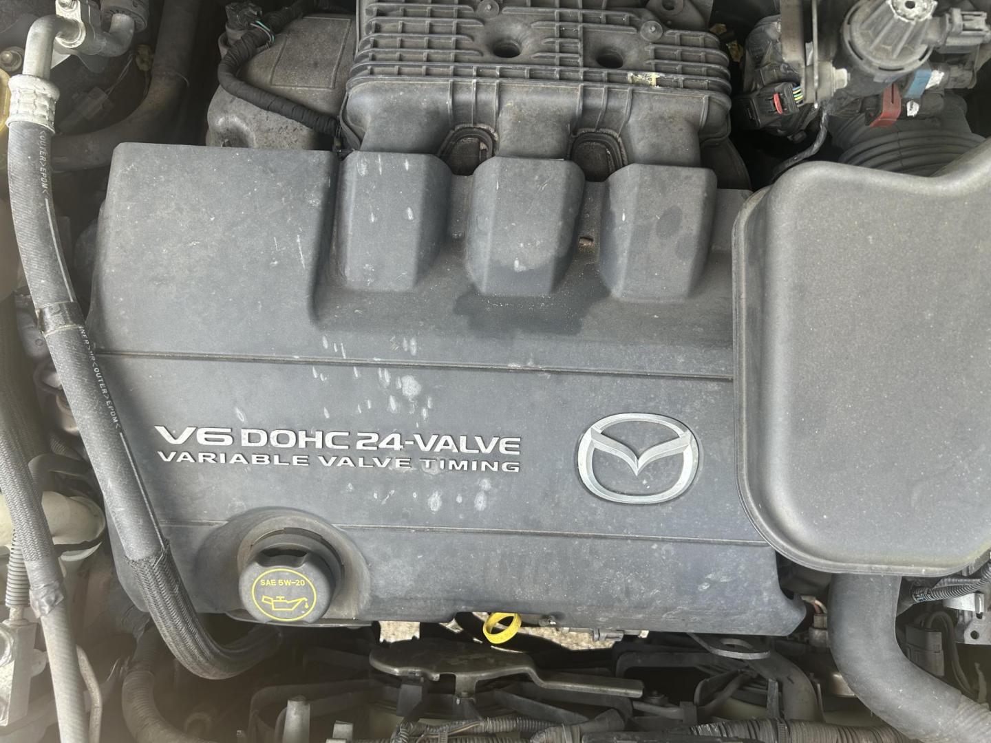2008 Mazda CX-9 Grand Touring FWD (JM3TB28A380) with an 3.7L V6 DOHC 24V engine, 6-Speed Automatic Overdrive transmission, located at 1758 Cassat Ave., Jacksonville, FL, 32210, (904) 384-2799, 30.286720, -81.730652 - ***** CASH SPECIAL ***** $2999.00 PLUS TAX, TAG, AND TITLE ***** 2008 MAZDA CX-9 ***** 3RD ROW SEATING ***** RUNS AND SHIFTS GREAT ICE-COLD AIR-CONDITIONING NAVIAGTION SYSTEM LEATHER ALLOYS SUNROOF FULLY EQUIPPED PRICE IS LOW ONLY BECAUSE OF CONDITION OF PAINT THIS ONE WILL NOT LAST CALL US @ 904-38 - Photo#26