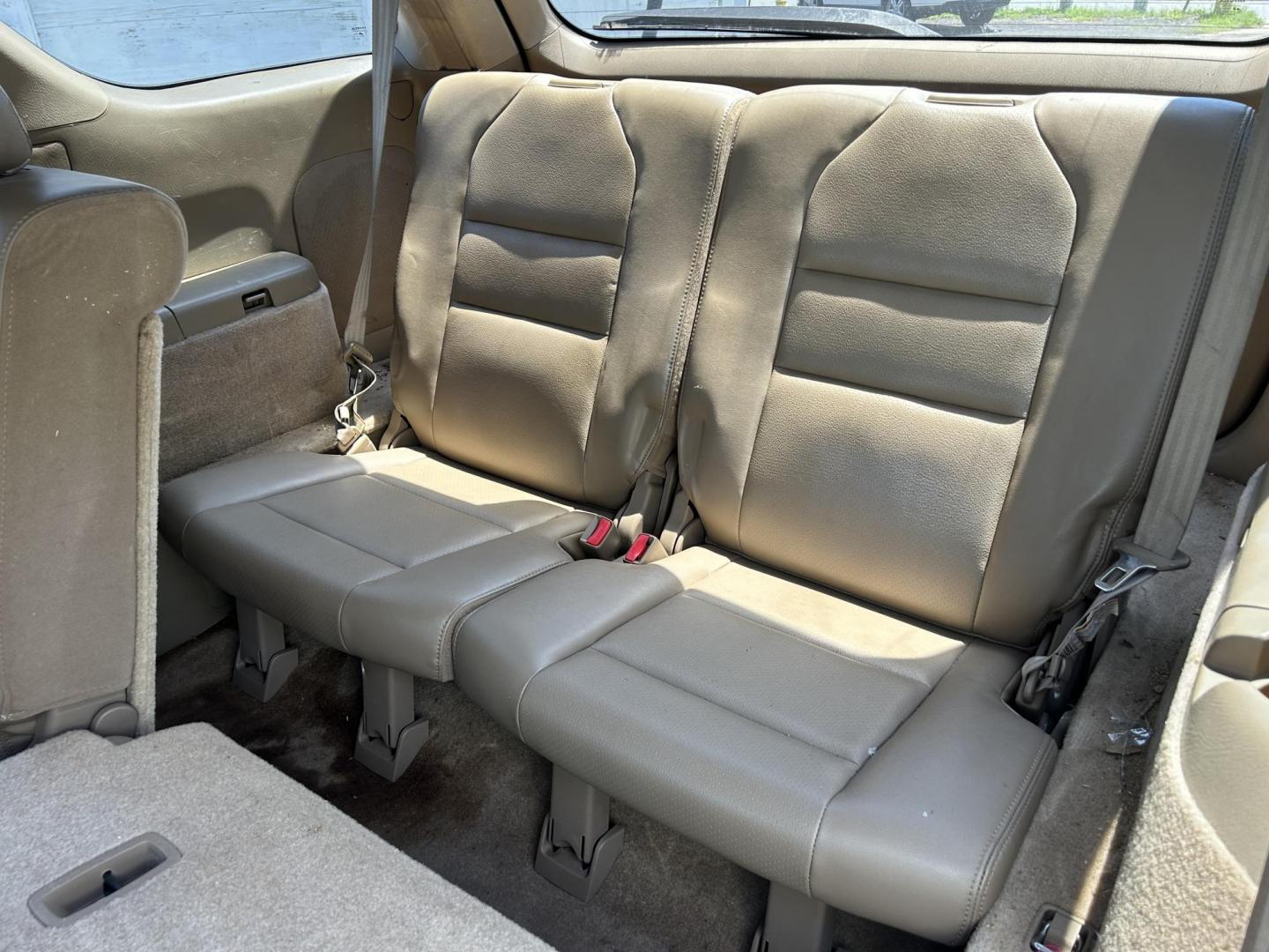 2003 Acura MDX Touring (2HNYD18643H) with an 3.5L V6 SOHC 24V engine, 5-Speed Automatic Overdrive transmission, located at 1758 Cassat Ave., Jacksonville, FL, 32210, (904) 384-2799, 30.286720, -81.730652 - ***** CASH DEAL ***** $1999.00 PLUS TAX, TAG, AND TITLE ***** 2003 ACURA MDX 266,945 MILES RUNS GOOD ICE-COLD AIR-CONDITIONING LEATHER ALLOYS SUNROOF AND MUCH MORE VEHICLE HAS FRONT END ISSUE PULLS TO THE RIGHT WE DON'T FIX CARS HERE SO BRING YOUR MECHANIC CALL ROB @ 904-384-2799 - Photo#12