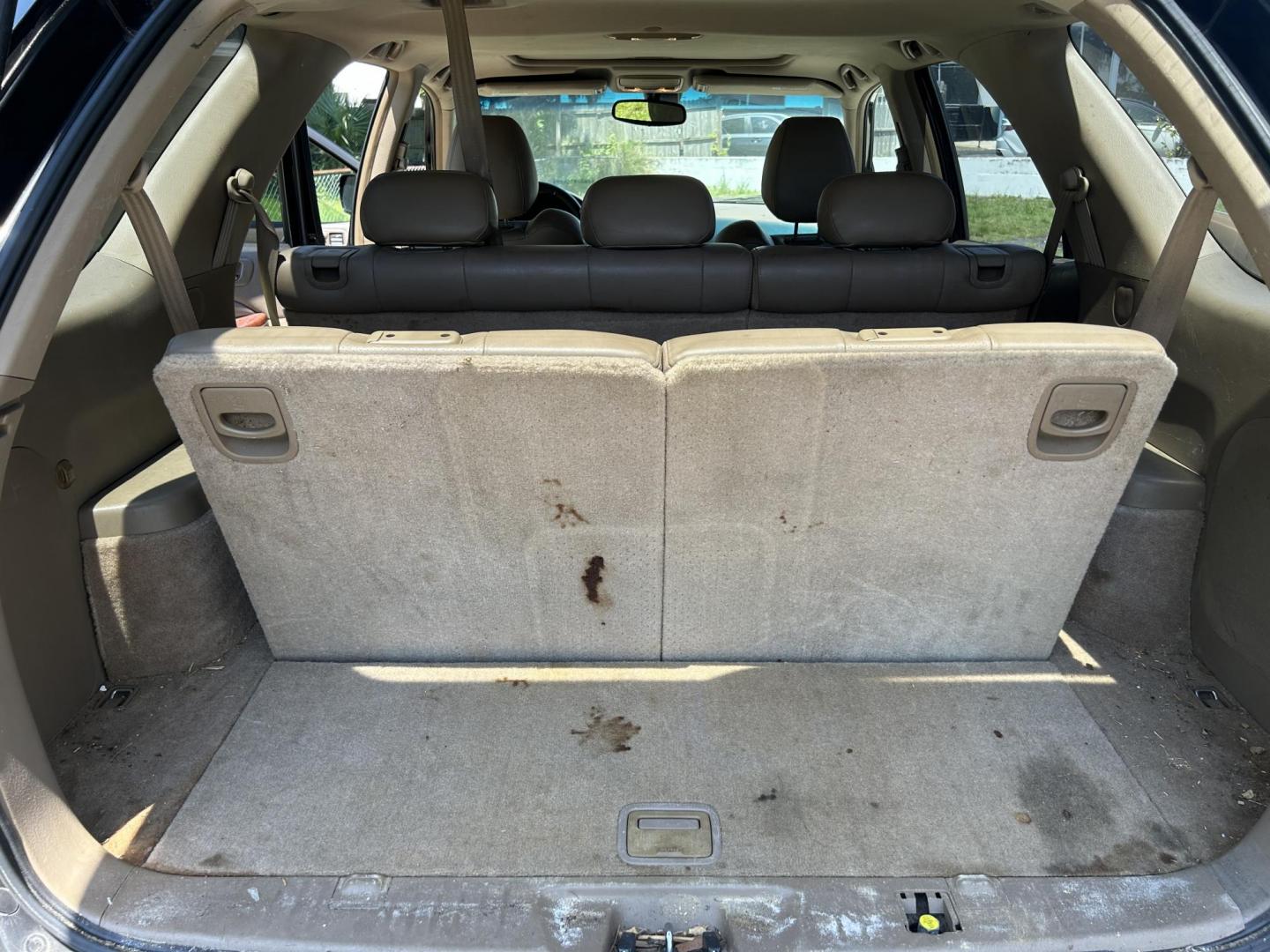 2003 Acura MDX Touring (2HNYD18643H) with an 3.5L V6 SOHC 24V engine, 5-Speed Automatic Overdrive transmission, located at 1758 Cassat Ave., Jacksonville, FL, 32210, (904) 384-2799, 30.286720, -81.730652 - ***** CASH DEAL ***** $1999.00 PLUS TAX, TAG, AND TITLE ***** 2003 ACURA MDX 266,945 MILES RUNS GOOD ICE-COLD AIR-CONDITIONING LEATHER ALLOYS SUNROOF AND MUCH MORE VEHICLE HAS FRONT END ISSUE PULLS TO THE RIGHT WE DON'T FIX CARS HERE SO BRING YOUR MECHANIC CALL ROB @ 904-384-2799 - Photo#21