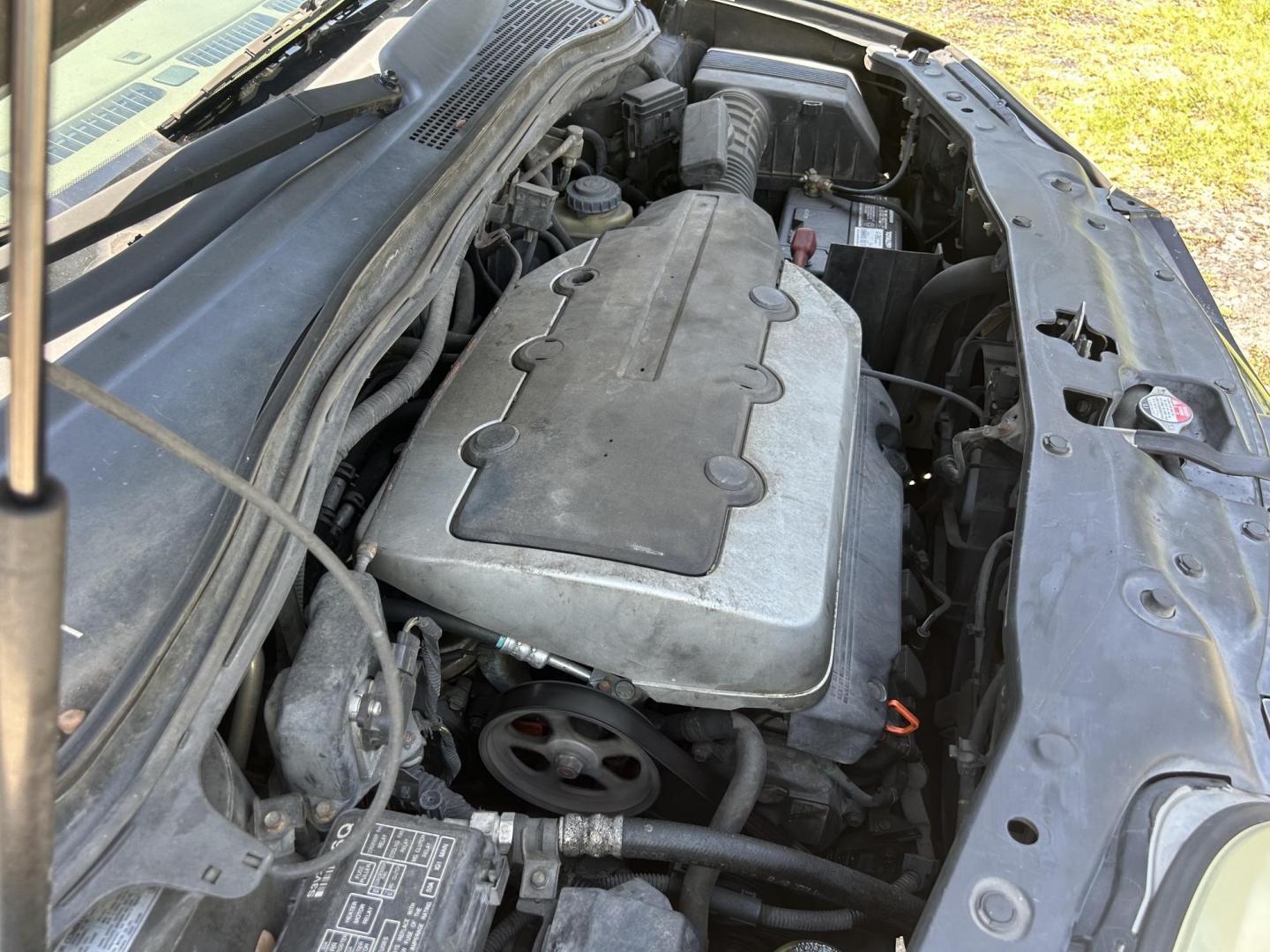 2003 Acura MDX Touring (2HNYD18643H) with an 3.5L V6 SOHC 24V engine, 5-Speed Automatic Overdrive transmission, located at 1758 Cassat Ave., Jacksonville, FL, 32210, (904) 384-2799, 30.286720, -81.730652 - ***** CASH DEAL ***** $1999.00 PLUS TAX, TAG, AND TITLE ***** 2003 ACURA MDX 266,945 MILES RUNS GOOD ICE-COLD AIR-CONDITIONING LEATHER ALLOYS SUNROOF AND MUCH MORE VEHICLE HAS FRONT END ISSUE PULLS TO THE RIGHT WE DON'T FIX CARS HERE SO BRING YOUR MECHANIC CALL ROB @ 904-384-2799 - Photo#24