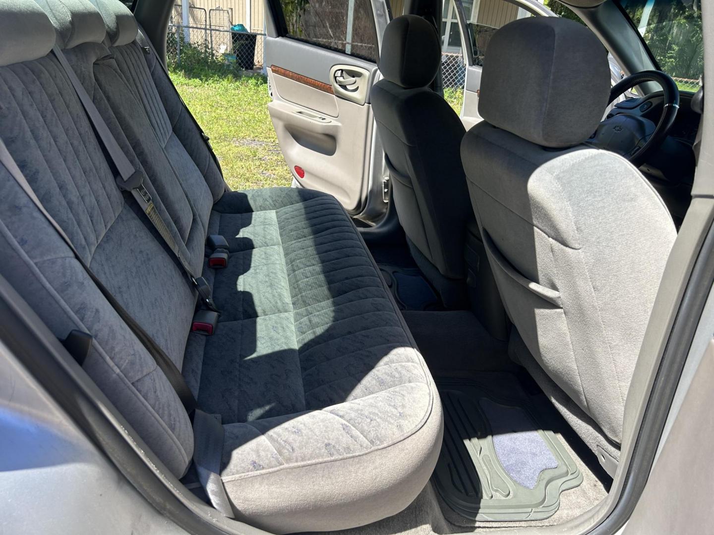 2000 Chevrolet Impala Base (2G1WF55K2Y9) with an 3.8L V6 OHV 12V engine, 4-Speed Automatic Overdrive transmission, located at 1758 Cassat Ave., Jacksonville, FL, 32210, (904) 384-2799, 30.286720, -81.730652 - $2999.00 PLUS TAX, TAG, AND TITLE ***** ANOTHER EXTRA CLEAN RIDE!!!! CASH SPECIAL ***** 2000 CHEVROLET IMPALA ONLY 113,893 MILES ***** 4-DOOR 3.8L V6 ALLOYS TINTED WINDOWS ICE COLD AIR CONDITIONING THIS ONE IS IT!!!! CHECK THE PICS THIS ONE IS EXTRA NICE CALL ROB TODAY @ 904-384-2799 AND MAKE THIS O - Photo#16
