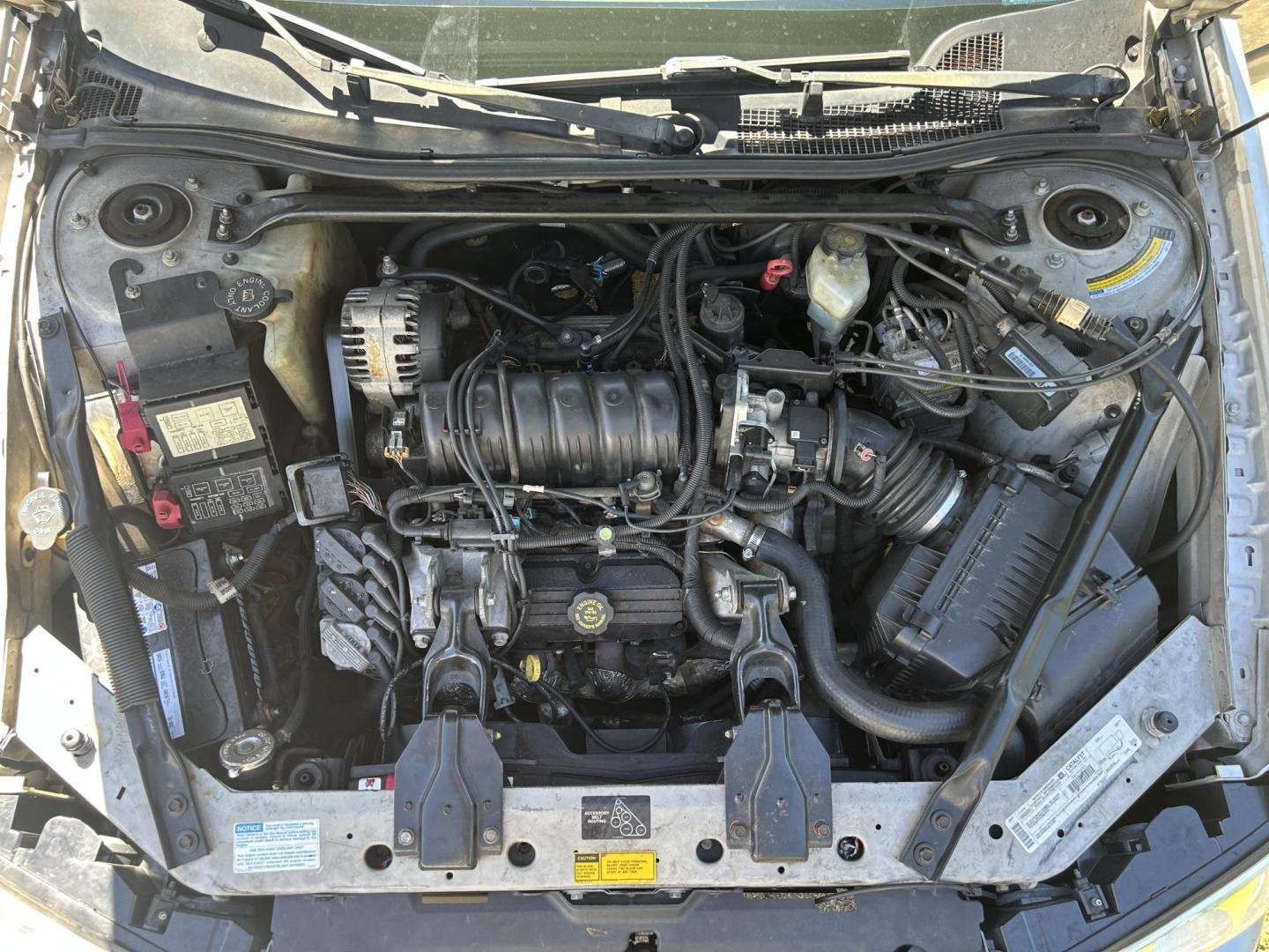 2000 Chevrolet Impala Base (2G1WF55K2Y9) with an 3.8L V6 OHV 12V engine, 4-Speed Automatic Overdrive transmission, located at 1758 Cassat Ave., Jacksonville, FL, 32210, (904) 384-2799, 30.286720, -81.730652 - $2999.00 PLUS TAX, TAG, AND TITLE ***** ANOTHER EXTRA CLEAN RIDE!!!! CASH SPECIAL ***** 2000 CHEVROLET IMPALA ONLY 113,893 MILES ***** 4-DOOR 3.8L V6 ALLOYS TINTED WINDOWS ICE COLD AIR CONDITIONING THIS ONE IS IT!!!! CHECK THE PICS THIS ONE IS EXTRA NICE CALL ROB TODAY @ 904-384-2799 AND MAKE THIS O - Photo#19