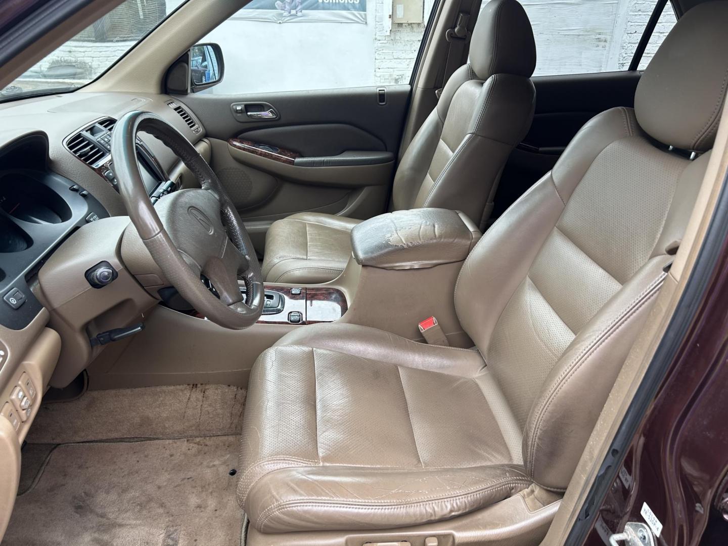 2001 Acura MDX Base w/ Nav System (2HNYD18421H) with an 3.5L V6 SOHC 24V engine, 5-Speed Automatic Overdrive transmission, located at 1758 Cassat Ave., Jacksonville, FL, 32210, (904) 384-2799, 30.286720, -81.730652 - ***** 3499.00 PLUS TAX, TAG, AND TITLE ***** CASH SPECIAL ***** 2001 ACURA MDX 216,216 MILES THIRD ROW SEATING EXTRA CLEAN CHECK THE PICS THIS ONE DOESN'T DISSAPOINT ICE-COLD AIR-CONDITIONING RUNS AND DRIVES GREAT LEATHER SUNROOF ALLOYS GOLD PACKAGE AND MORE CALL ROB @ 904-384-2799 TODAY YOU WON'T R - Photo#7