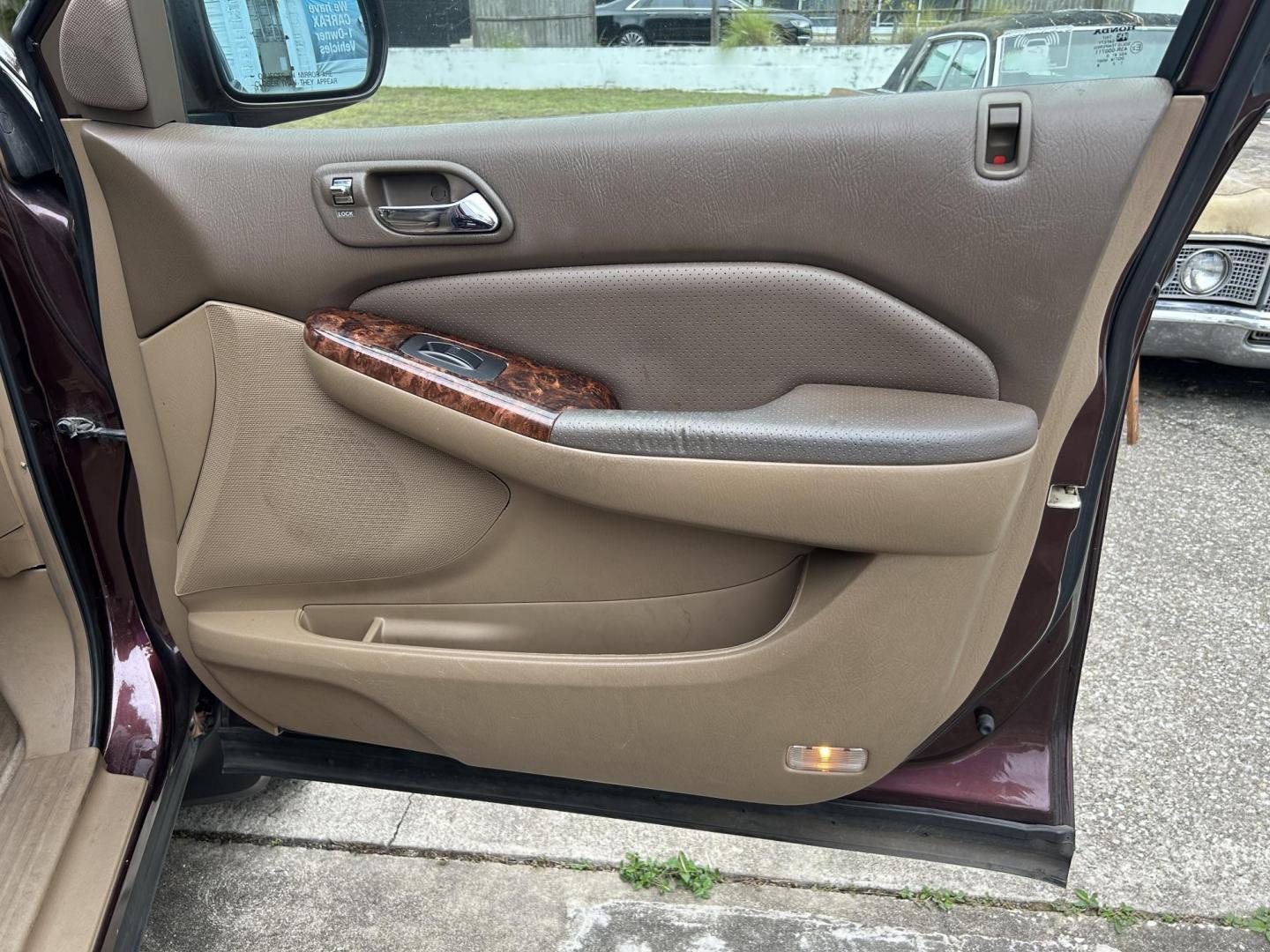 2001 Acura MDX Base w/ Nav System (2HNYD18421H) with an 3.5L V6 SOHC 24V engine, 5-Speed Automatic Overdrive transmission, located at 1758 Cassat Ave., Jacksonville, FL, 32210, (904) 384-2799, 30.286720, -81.730652 - ***** 3499.00 PLUS TAX, TAG, AND TITLE ***** CASH SPECIAL ***** 2001 ACURA MDX 216,216 MILES THIRD ROW SEATING EXTRA CLEAN CHECK THE PICS THIS ONE DOESN'T DISSAPOINT ICE-COLD AIR-CONDITIONING RUNS AND DRIVES GREAT LEATHER SUNROOF ALLOYS GOLD PACKAGE AND MORE CALL ROB @ 904-384-2799 TODAY YOU WON'T R - Photo#13