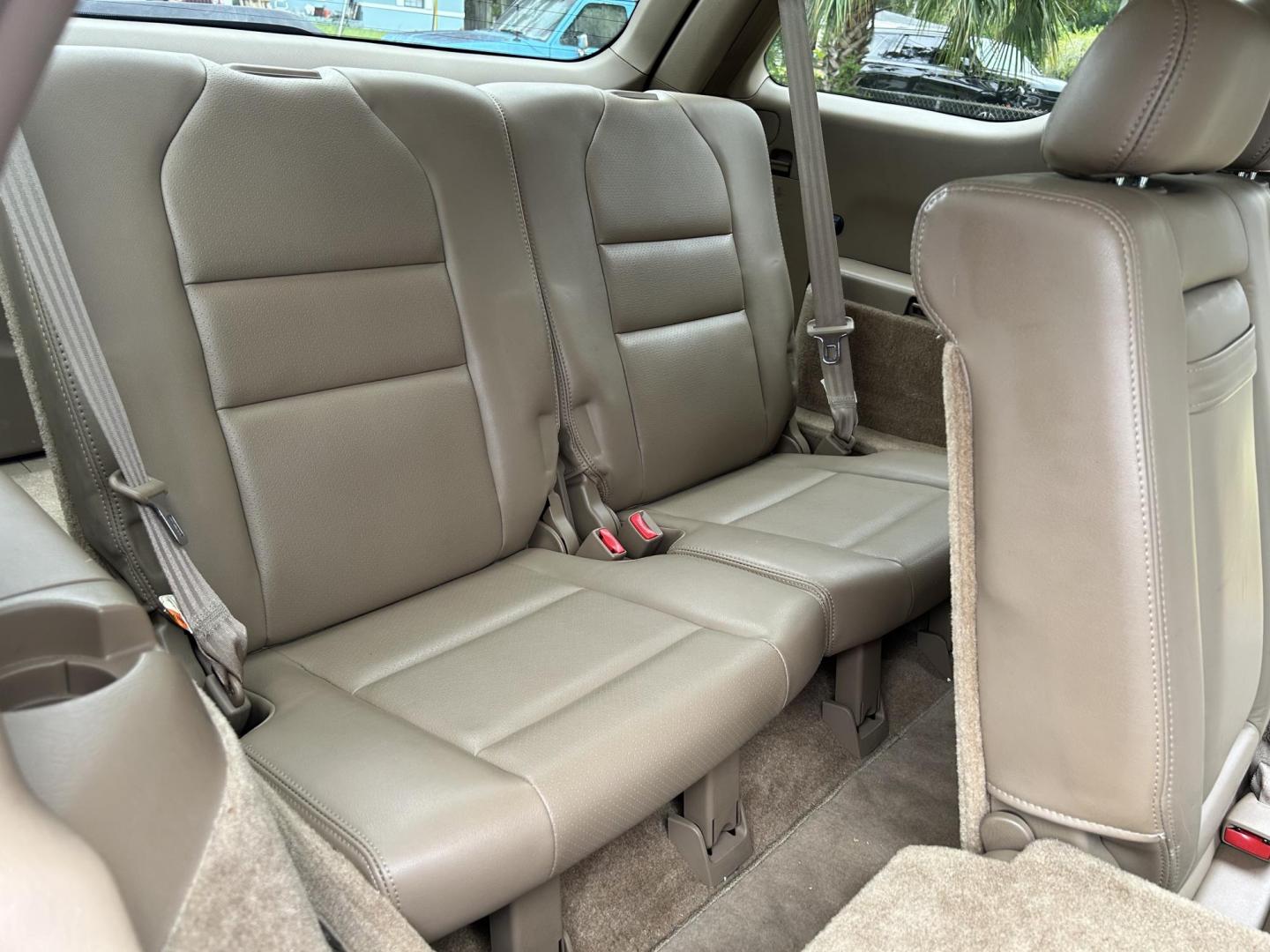 2001 Acura MDX Base w/ Nav System (2HNYD18421H) with an 3.5L V6 SOHC 24V engine, 5-Speed Automatic Overdrive transmission, located at 1758 Cassat Ave., Jacksonville, FL, 32210, (904) 384-2799, 30.286720, -81.730652 - ***** 3499.00 PLUS TAX, TAG, AND TITLE ***** CASH SPECIAL ***** 2001 ACURA MDX 216,216 MILES THIRD ROW SEATING EXTRA CLEAN CHECK THE PICS THIS ONE DOESN'T DISSAPOINT ICE-COLD AIR-CONDITIONING RUNS AND DRIVES GREAT LEATHER SUNROOF ALLOYS GOLD PACKAGE AND MORE CALL ROB @ 904-384-2799 TODAY YOU WON'T R - Photo#17