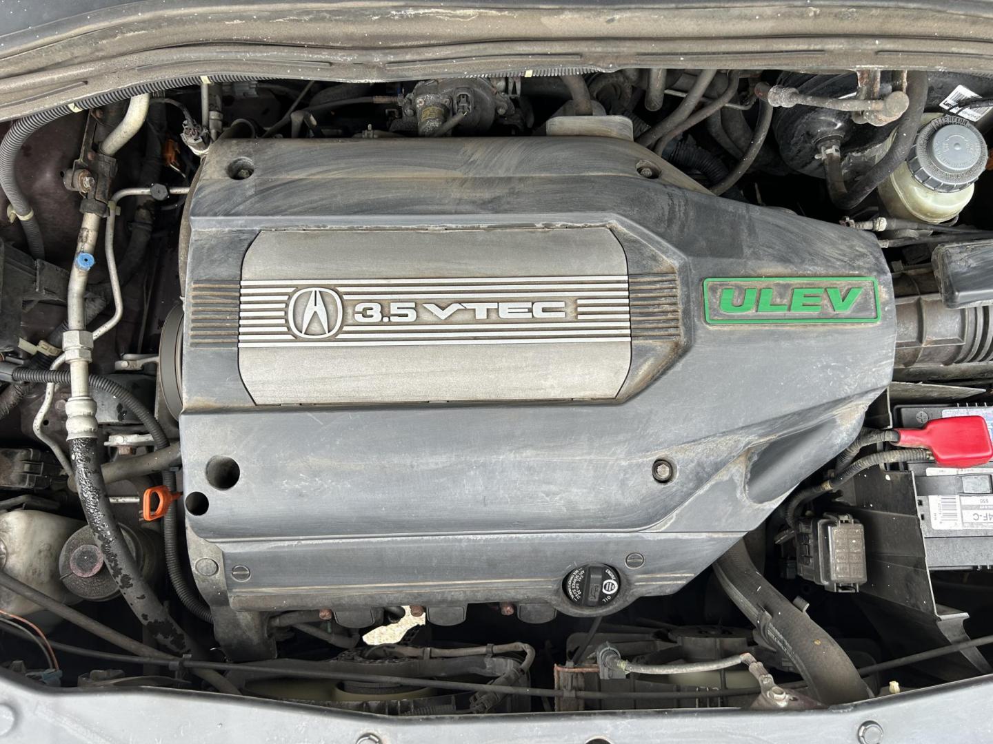 2001 Acura MDX Base w/ Nav System (2HNYD18421H) with an 3.5L V6 SOHC 24V engine, 5-Speed Automatic Overdrive transmission, located at 1758 Cassat Ave., Jacksonville, FL, 32210, (904) 384-2799, 30.286720, -81.730652 - ***** 3499.00 PLUS TAX, TAG, AND TITLE ***** CASH SPECIAL ***** 2001 ACURA MDX 216,216 MILES THIRD ROW SEATING EXTRA CLEAN CHECK THE PICS THIS ONE DOESN'T DISSAPOINT ICE-COLD AIR-CONDITIONING RUNS AND DRIVES GREAT LEATHER SUNROOF ALLOYS GOLD PACKAGE AND MORE CALL ROB @ 904-384-2799 TODAY YOU WON'T R - Photo#21