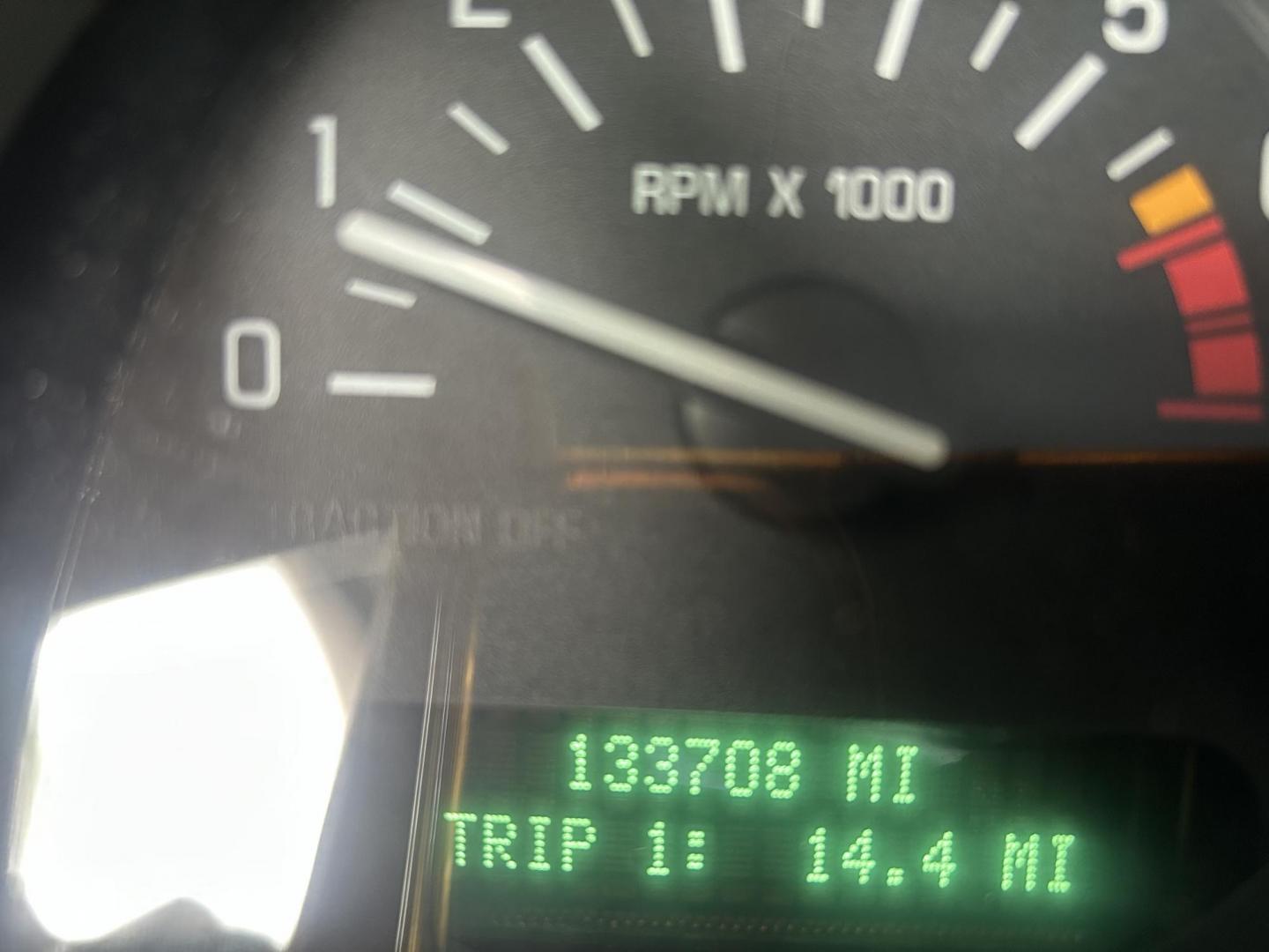 2002 Buick LeSabre Custom (1G4HP54K22U) with an 3.8L V6 OHV 12V engine, 4-Speed Automatic Overdrive transmission, located at 1758 Cassat Ave., Jacksonville, FL, 32210, (904) 384-2799, 30.286720, -81.730652 - ***** CASH BLOWOUT ***** 2002 BUICK LESABRE CUSTOM MODEL ***** ONLY 133,692 MILES ***** $2999.00 PLUS TAX, TAG, AND TITLE ***** SUNROOF ***** LEATHER ALLOYS EXTRA CLEAN RUNS AND DRIVES GREAT ICE-COLD AIR CONDITIONING THIS ONE WON'T LAST LONG CALL ROB @ 904-384-2799 - Photo#8