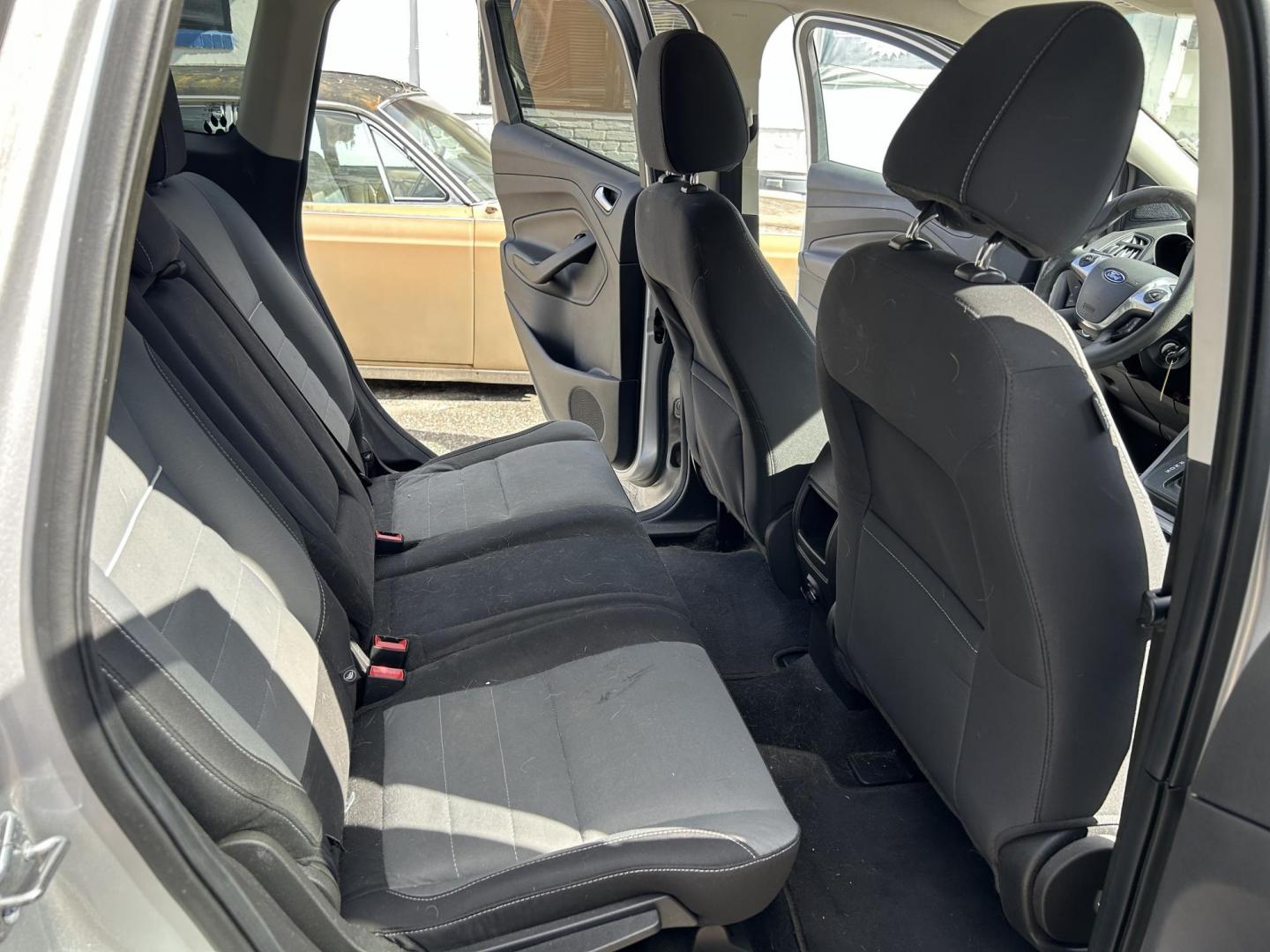 2014 Ford Escape SE FWD (1FMCU0GX6EU) with an 1.6L L4 DOHC 16V engine, 6-Speed Automatic transmission, located at 1758 Cassat Ave., Jacksonville, FL, 32210, (904) 384-2799, 30.286720, -81.730652 - ***** CASH SPECIAL ***** $3488.00 PLUS TAX, TAG, AND TITLE ***** 2014 FORD ESCAPE 4-DOOR SE MODEL 165,702 MILES RUNS GREAT ALLOYS TINT REMOTE KEYLESS ENTRY 1.6L ECOBOOST 4 CYLINDER GREAT GAS MILEAGE CALL ROB NOW @ 904-384-2799 BEFORE IT'S SOLD!!! - Photo#16