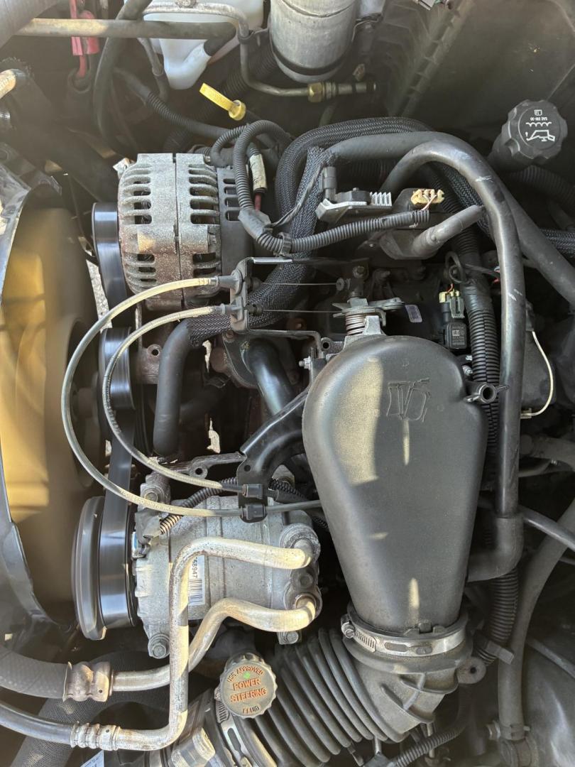 2004 Chevrolet Blazer 4-Door 2WD LS (1GNCS13X54K) with an 4.3L V6 OHV 12V engine, 4-Speed Automatic Overdrive transmission, located at 1758 Cassat Ave., Jacksonville, FL, 32210, (904) 384-2799, 30.286720, -81.730652 - ***** CASH SPECIAL ***** 2004 CHEVROLET BLAZER LS MODEL ONLY 135,122 MILES!!!!! ***** $3488.00 PLUS TAX, TAG, AND TITLE ***** THIS ONE IS IN GREAT SHAPE AND THESE ARE GETTING HARDER TO FIND!!!! GREAT PRICE TOO!!! DON'T MISS OUT CALL ROB TODAY @ 904-384-2799 - Photo#20