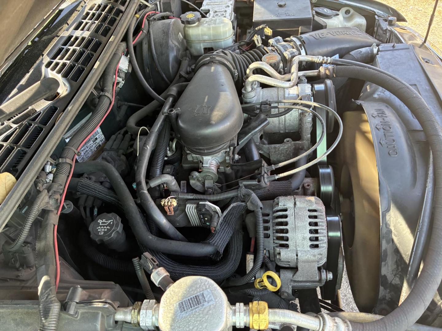 2004 Chevrolet Blazer 4-Door 2WD LS (1GNCS13X54K) with an 4.3L V6 OHV 12V engine, 4-Speed Automatic Overdrive transmission, located at 1758 Cassat Ave., Jacksonville, FL, 32210, (904) 384-2799, 30.286720, -81.730652 - ***** CASH SPECIAL ***** 2004 CHEVROLET BLAZER LS MODEL ONLY 135,122 MILES!!!!! ***** $3488.00 PLUS TAX, TAG, AND TITLE ***** THIS ONE IS IN GREAT SHAPE AND THESE ARE GETTING HARDER TO FIND!!!! GREAT PRICE TOO!!! DON'T MISS OUT CALL ROB TODAY @ 904-384-2799 - Photo#22