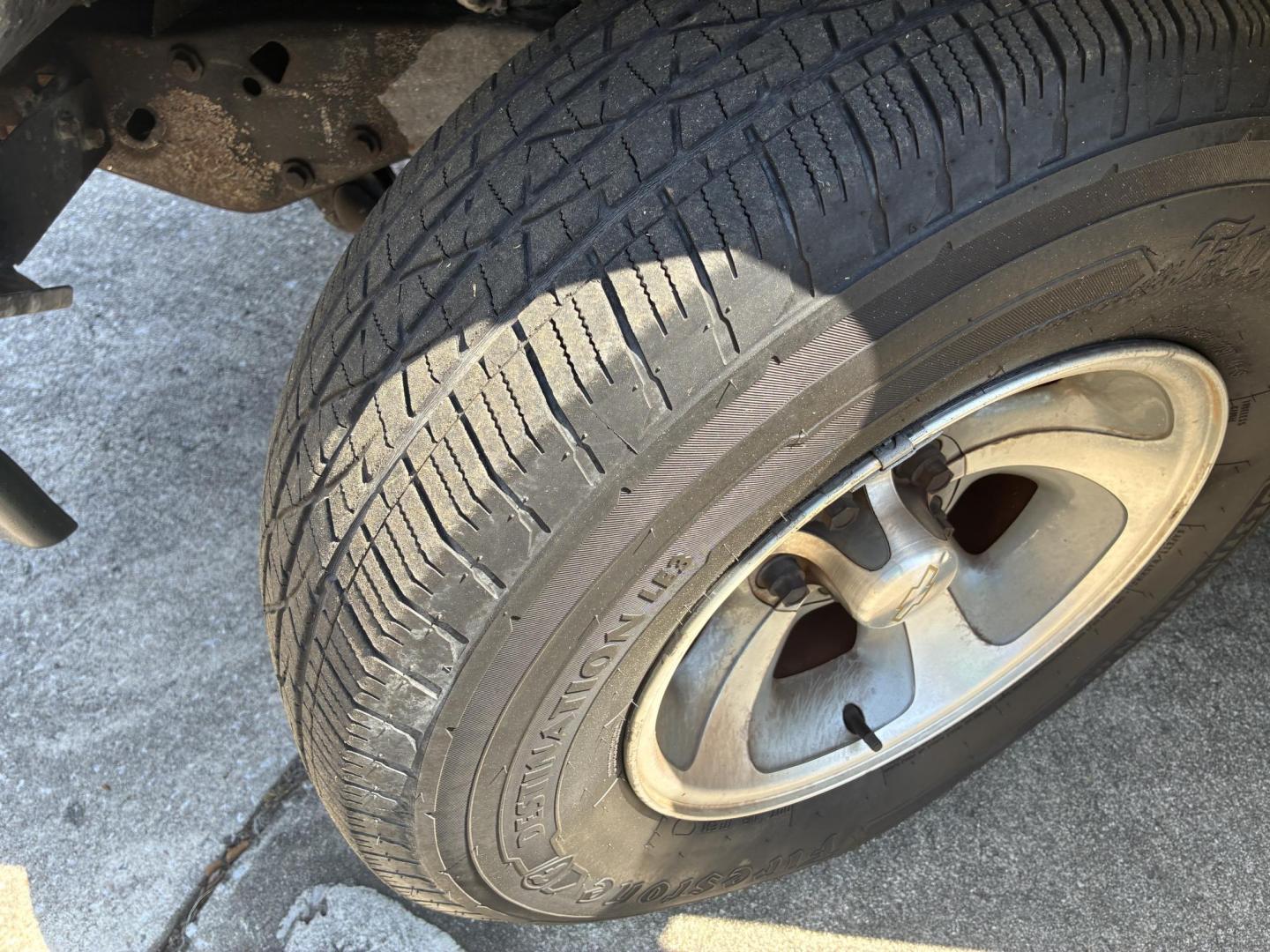 2004 Chevrolet Blazer 4-Door 2WD LS (1GNCS13X54K) with an 4.3L V6 OHV 12V engine, 4-Speed Automatic Overdrive transmission, located at 1758 Cassat Ave., Jacksonville, FL, 32210, (904) 384-2799, 30.286720, -81.730652 - ***** CASH SPECIAL ***** 2004 CHEVROLET BLAZER LS MODEL ONLY 135,122 MILES!!!!! ***** $3488.00 PLUS TAX, TAG, AND TITLE ***** THIS ONE IS IN GREAT SHAPE AND THESE ARE GETTING HARDER TO FIND!!!! GREAT PRICE TOO!!! DON'T MISS OUT CALL ROB TODAY @ 904-384-2799 - Photo#23