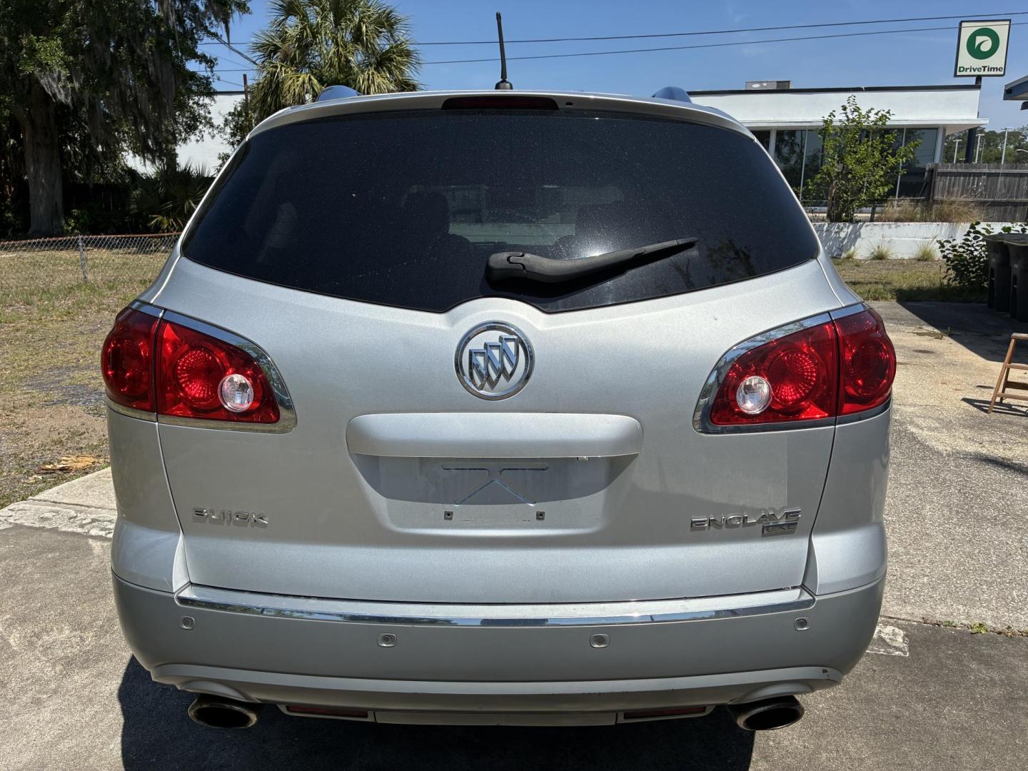 2010 Buick Enclave CXL AWD (5GALVBEDXAJ) with an 3.6L V6 DOHC 24V engine, 6-Speed Automatic Overdrive transmission, located at 1758 Cassat Ave., Jacksonville, FL, 32210, (904) 384-2799, 30.286720, -81.730652 - ***** CASH SPECIAL ***** 2010 BUICK ENCLAVE CXL MODEL ***** $4488.00 PLUS TAX, TAG, AND TITLE ***** 3RD ROW SEATING ALLOYS LEATHER TINT DUAL EXHAUST HEATED SEATS REMORE KEYLESS ENTRY ICE-COLD AIR-CONDITIONING RUNS GREAT WELL MAINTAINED CALL ROB NOW @ 904-384-2799 - Photo#7