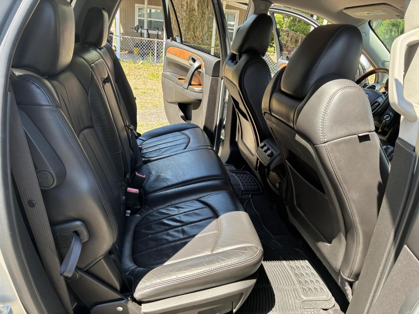 2010 Buick Enclave CXL AWD (5GALVBEDXAJ) with an 3.6L V6 DOHC 24V engine, 6-Speed Automatic Overdrive transmission, located at 1758 Cassat Ave., Jacksonville, FL, 32210, (904) 384-2799, 30.286720, -81.730652 - ***** CASH SPECIAL ***** 2010 BUICK ENCLAVE CXL MODEL ***** $4488.00 PLUS TAX, TAG, AND TITLE ***** 3RD ROW SEATING ALLOYS LEATHER TINT DUAL EXHAUST HEATED SEATS REMORE KEYLESS ENTRY ICE-COLD AIR-CONDITIONING RUNS GREAT WELL MAINTAINED CALL ROB NOW @ 904-384-2799 - Photo#17
