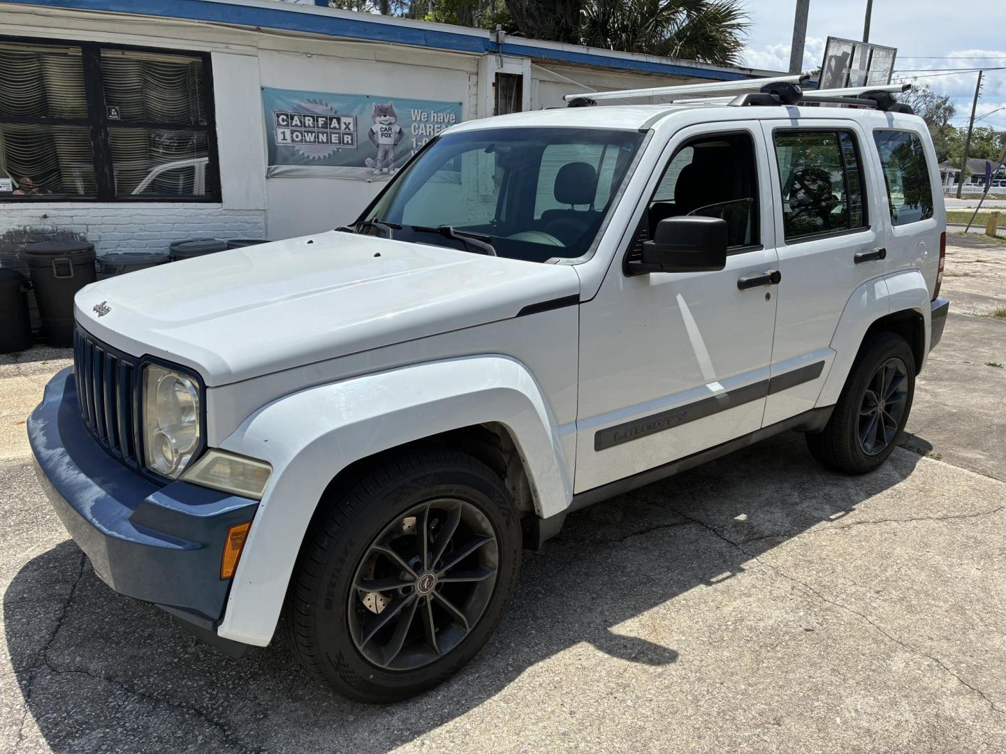 2012 Jeep Liberty Sport 2WD (1C4PJLAK6CW) with an 3.7L V6 SOHC 12V engine, 4-Speed Automatic transmission, located at 1758 Cassat Ave., Jacksonville, FL, 32210, (904) 384-2799, 30.286720, -81.730652 - ***** CASH SPECIAL ***** 2012 JEEP LIBERTY ***** $3944.00 PLUS TAX, TAG, AND TITLE ***** 189,478 MILES EXTRA CLEAN PREMIUM ALLOYS 4-DOOR LOOKS AND RUNS GREAT ICE-COLD-AIR-CONDITIONING DON'T HESITATE CALL ROB TODAY @ 904-384-2799 - Photo#1