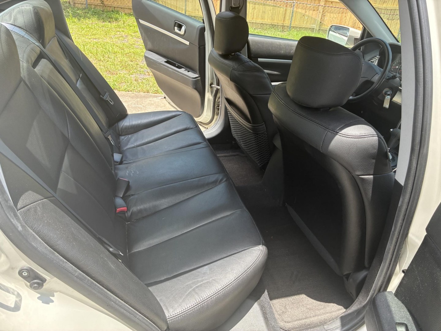 2007 Mitsubishi Galant ES (4A3AB36F97E) with an 2.4L L4 SOHC 16V engine, 4-Speed Automatic Overdrive transmission, located at 1758 Cassat Ave., Jacksonville, FL, 32210, (904) 384-2799, 30.286720, -81.730652 - ***** CASH SPECIAL ***** 2007 MITSUBISHI GALANT ES MODEL ***** $2888.00 PLUS TAX, TAG, AND TITLE ***** ONLY 117,826 MILES ***** 4-DOOR AUTOMATIC TRANSMISSION 2.4L FOUR CYLINDER FOR GREAT MILEAGE ICE-COLD AIR-CONDITIONING LOOKS AND RUNS GREAT LEATHER SUNROOF CALL ROB TODAY @ 904-384-2799- Photo#14